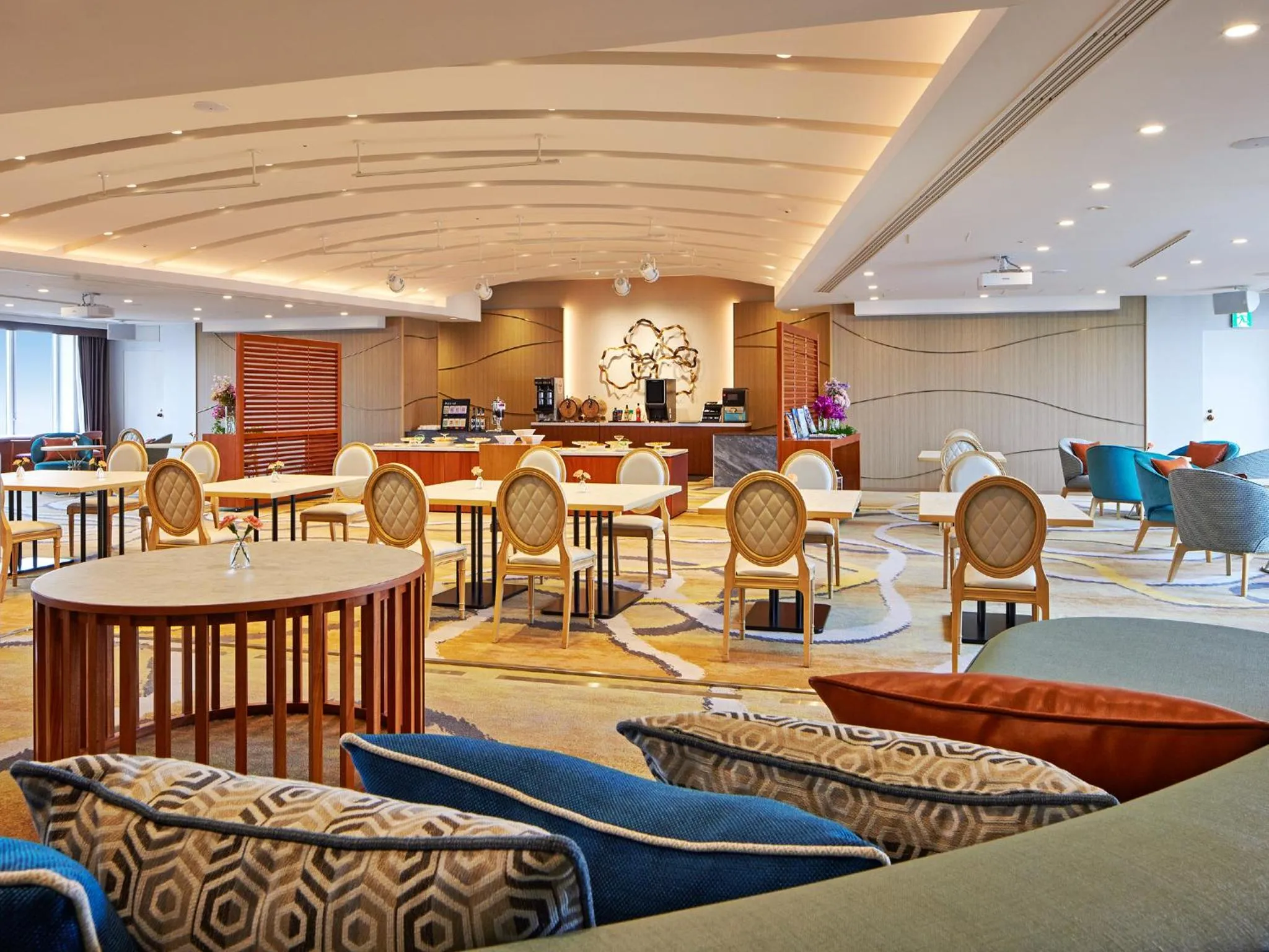 Lounge or bar in Grand Nikko Tokyo Bay Maihama