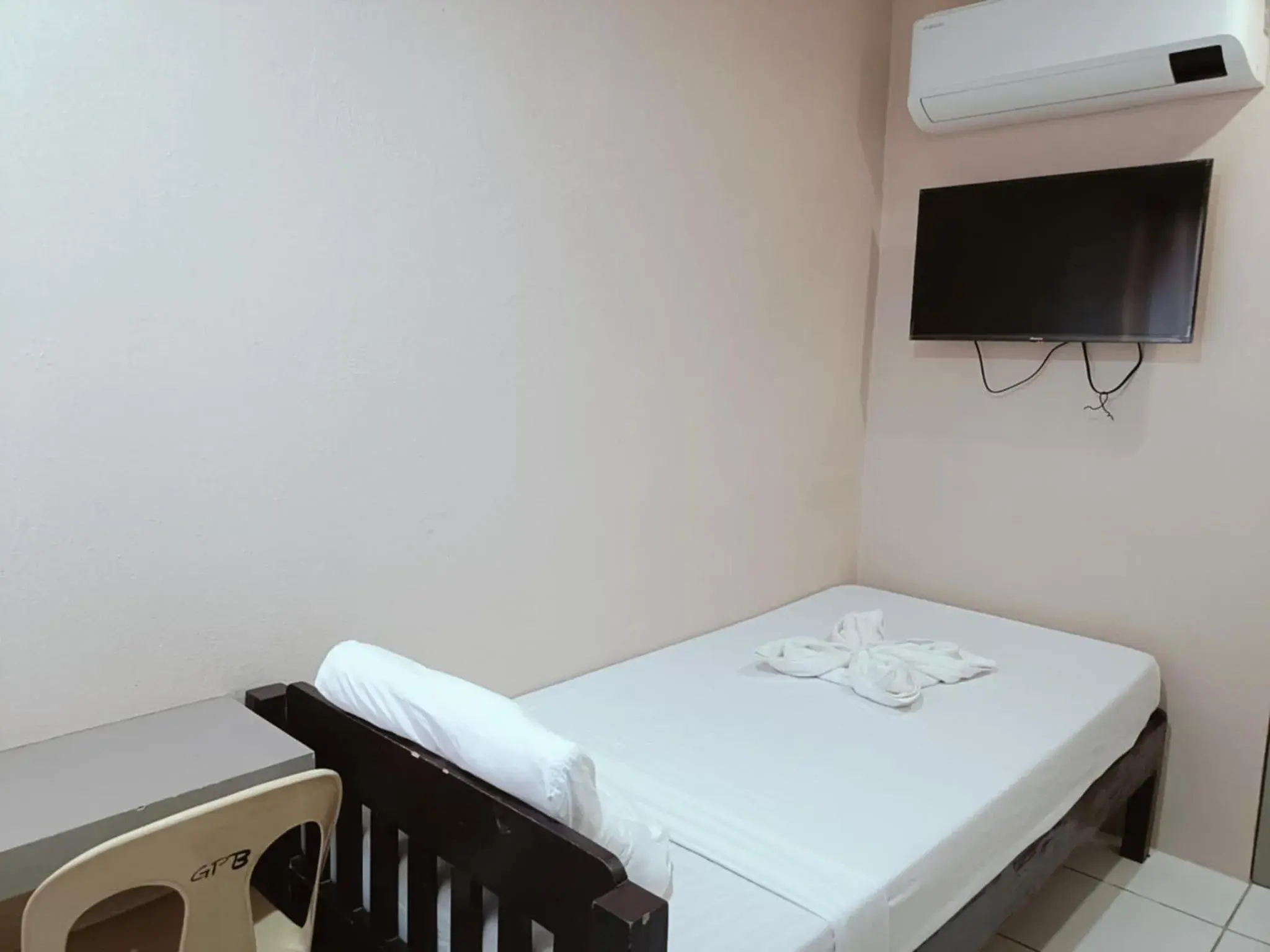 Single Room in Claytown Pension House Single Room in Claytown Pension House