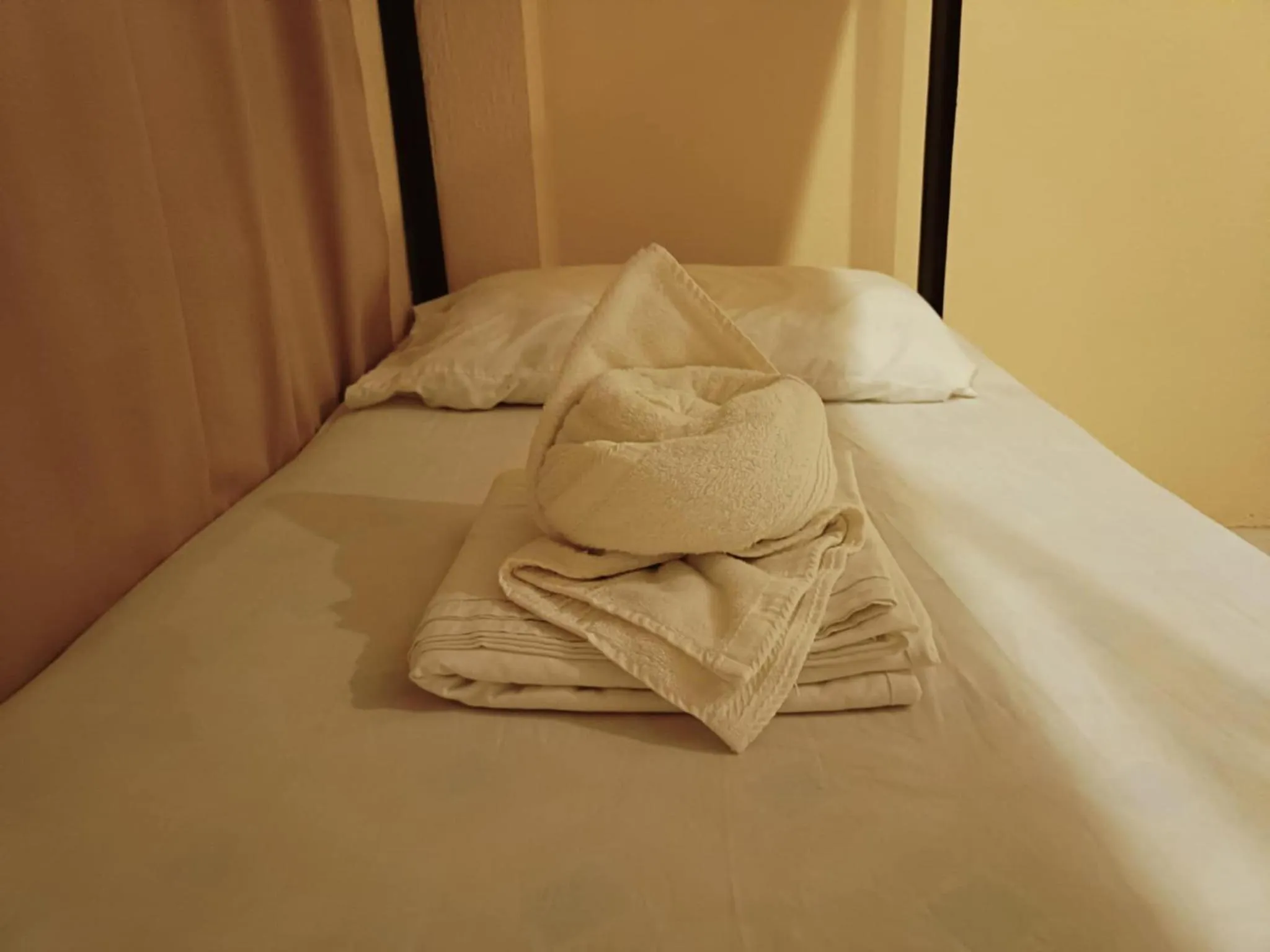 Bed in Claytown Pension House