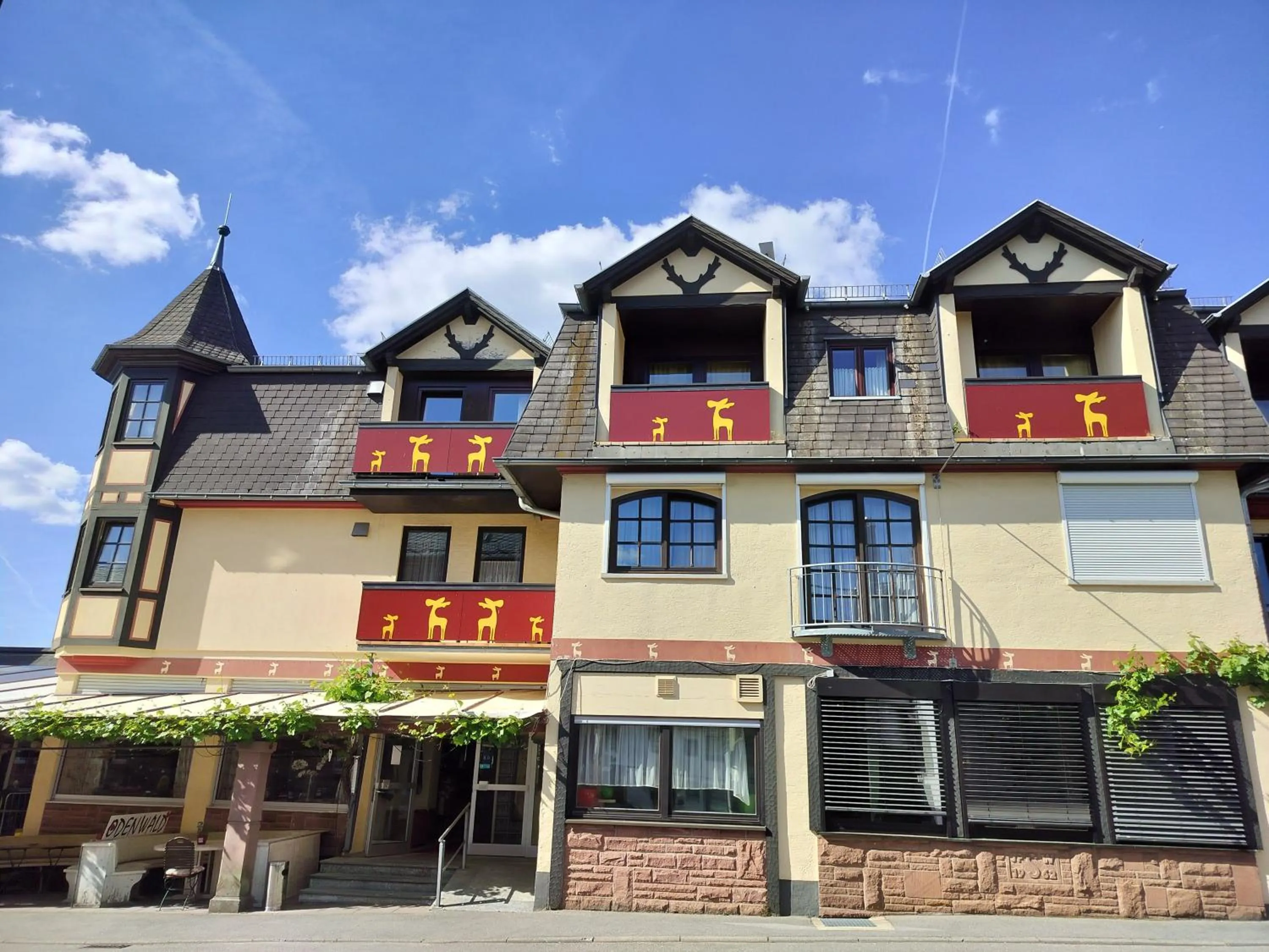 Property building in Hotel Hirsch