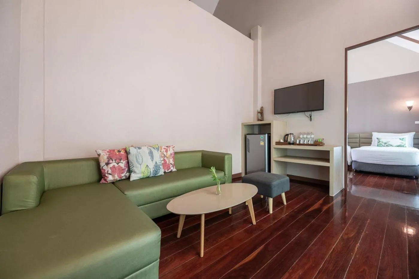 Living room, Bed in At Rice Resort