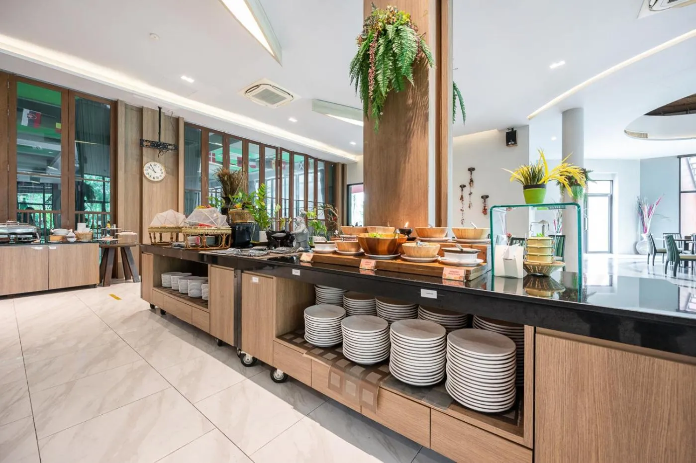 Restaurant/places to eat in At Rice Resort