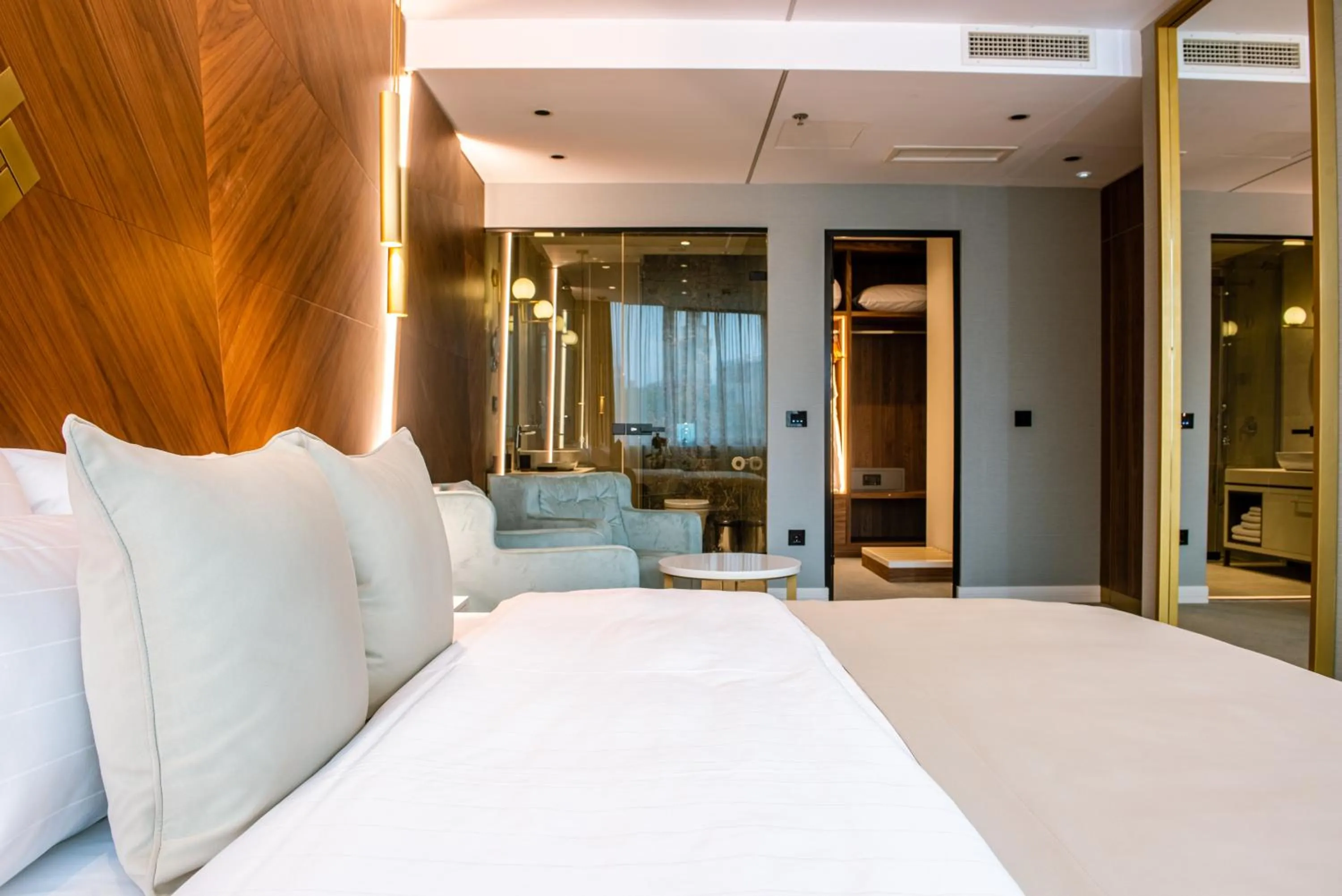 Bed in Hotel Pupin Novi Sad