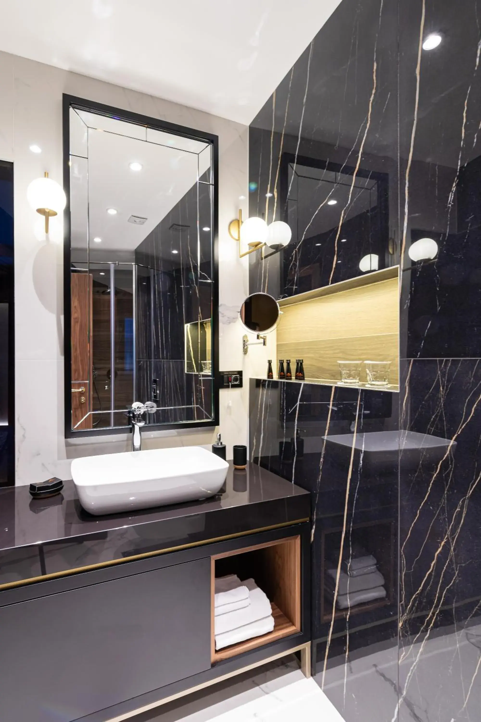 Superior Double Room in Hotel Pupin Novi Sad Superior Double Room in Hotel Pupin Novi Sad