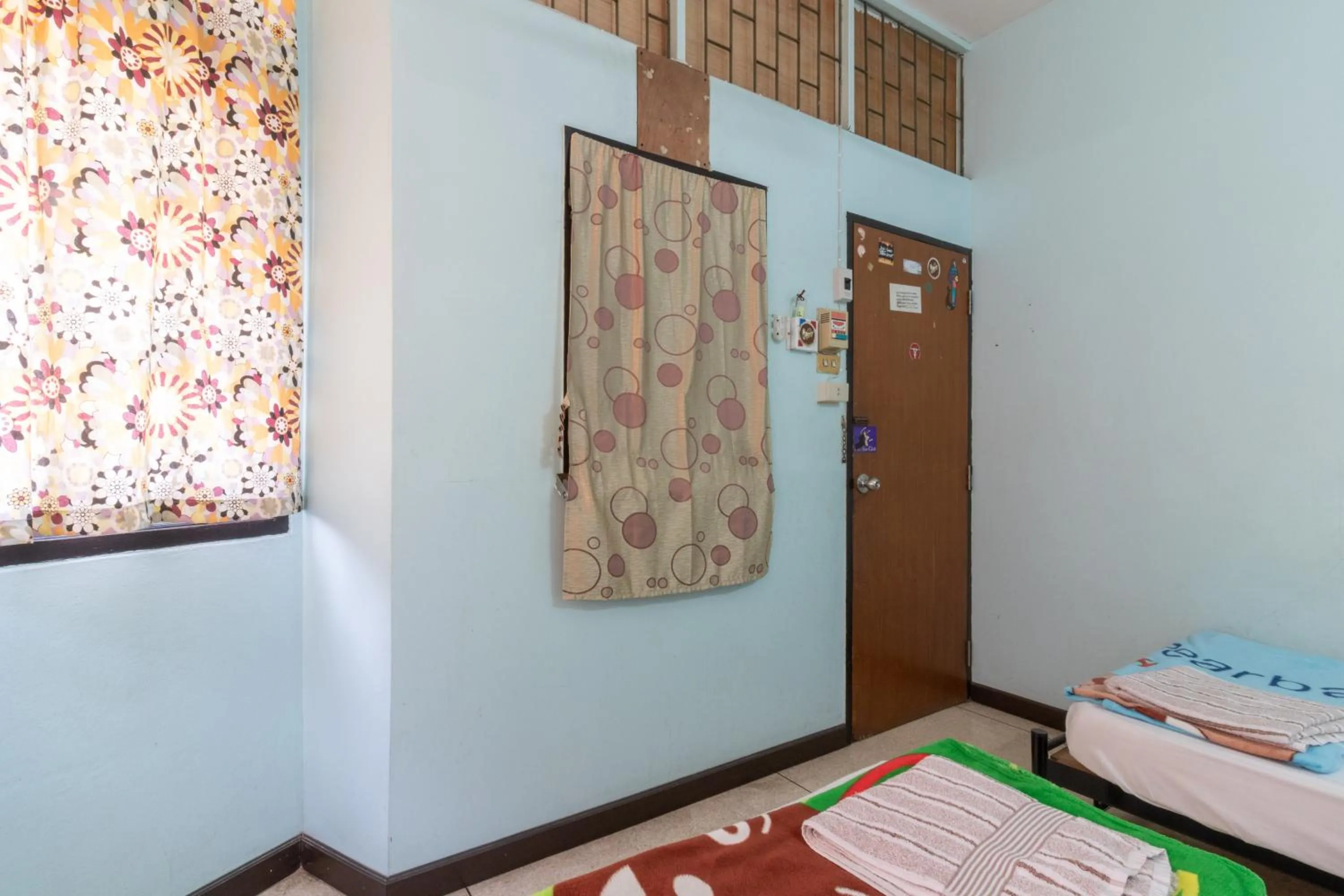 Bed in 7 Holder Guesthouse