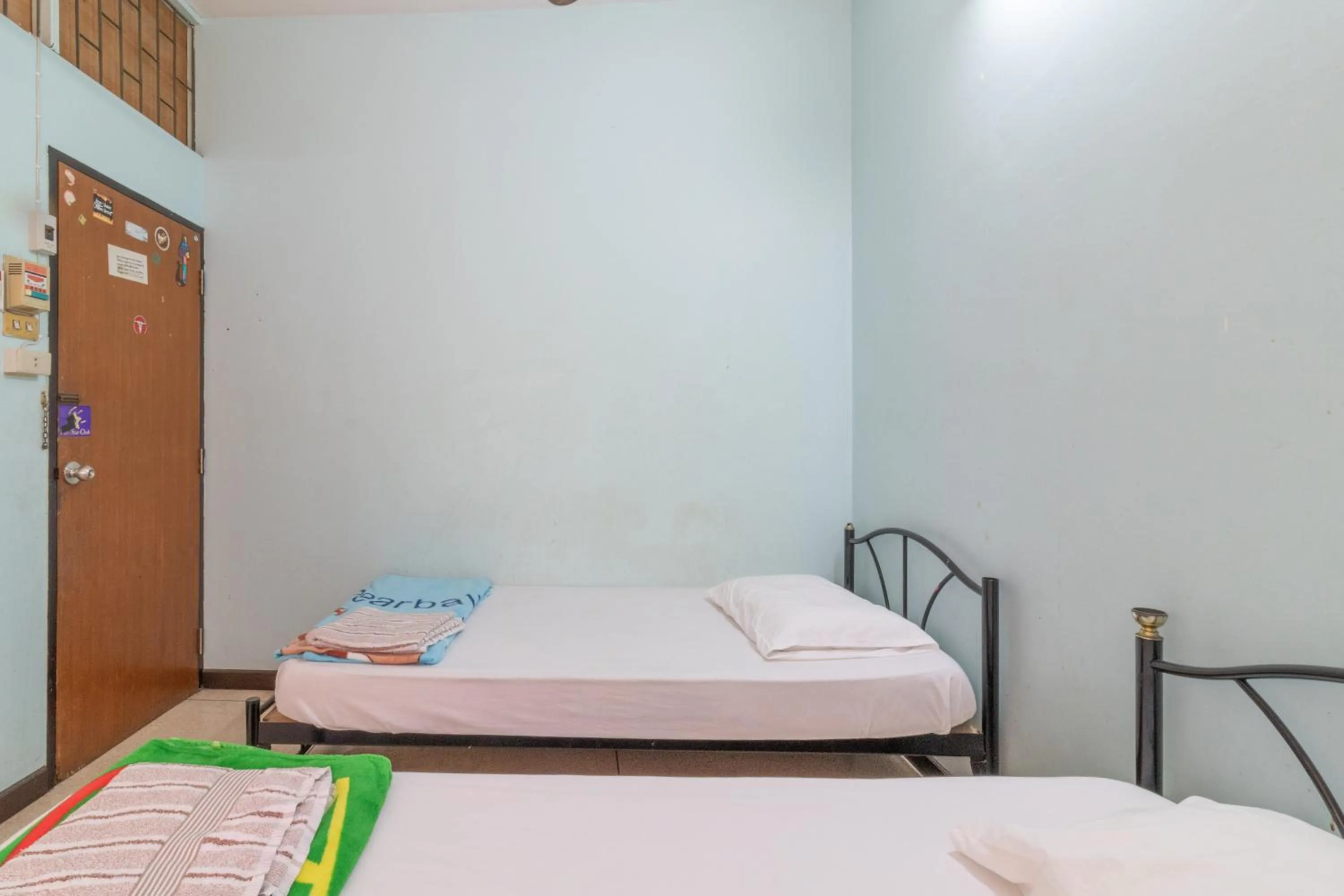 Bed in 7 Holder Guesthouse