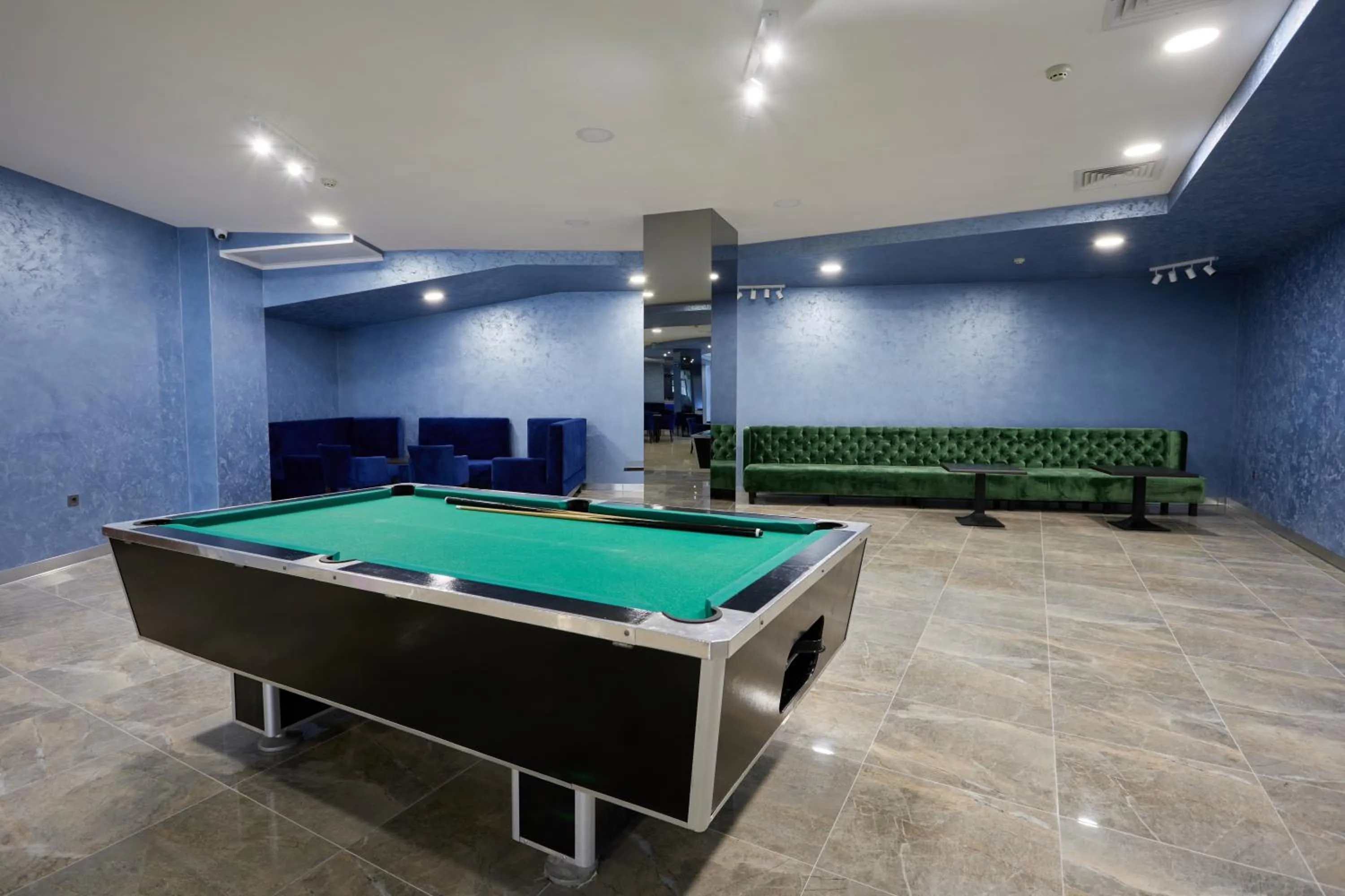 Billiard in Hotel Continental