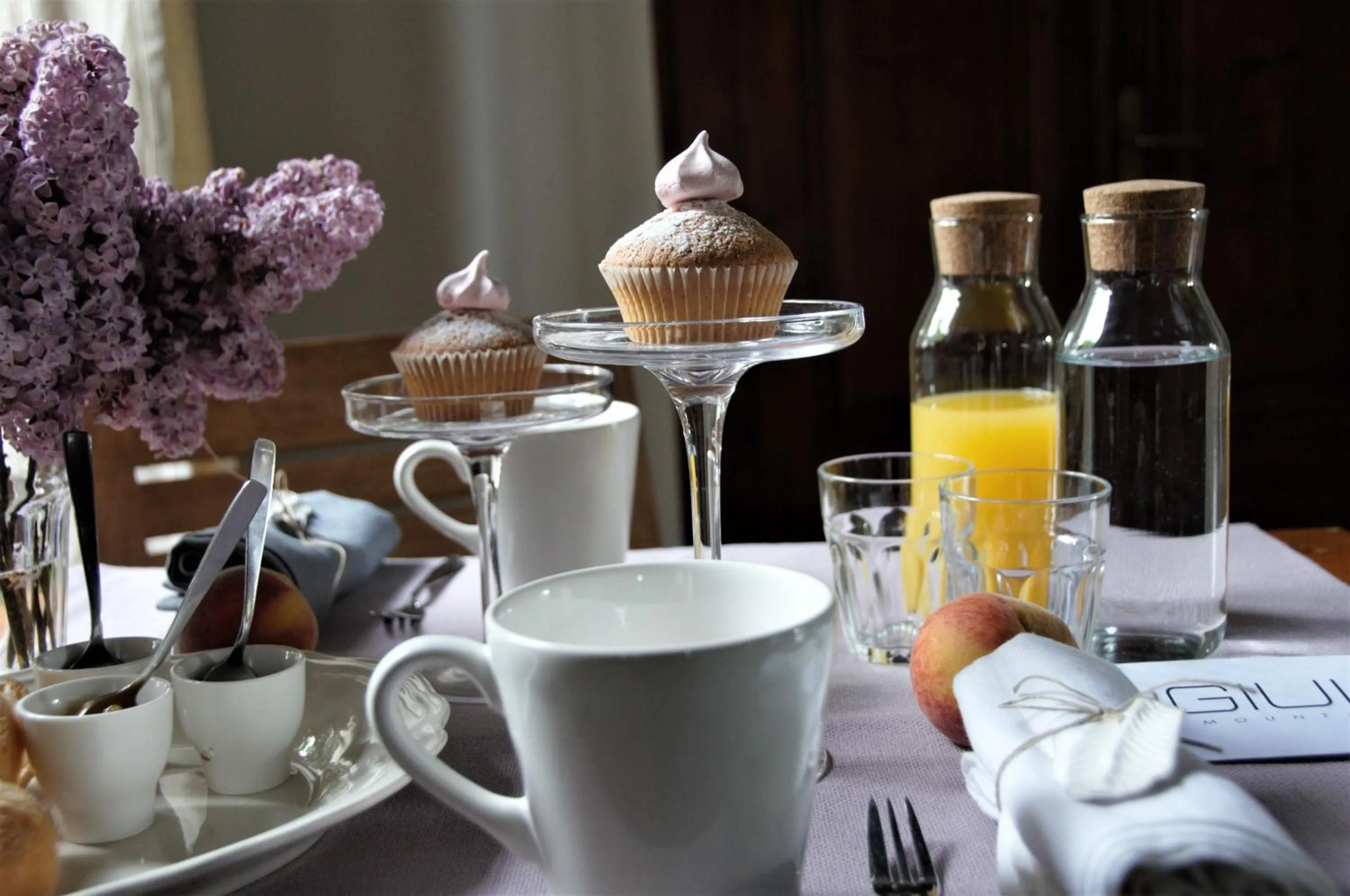 Buffet breakfast in Giulio Mountain B&B