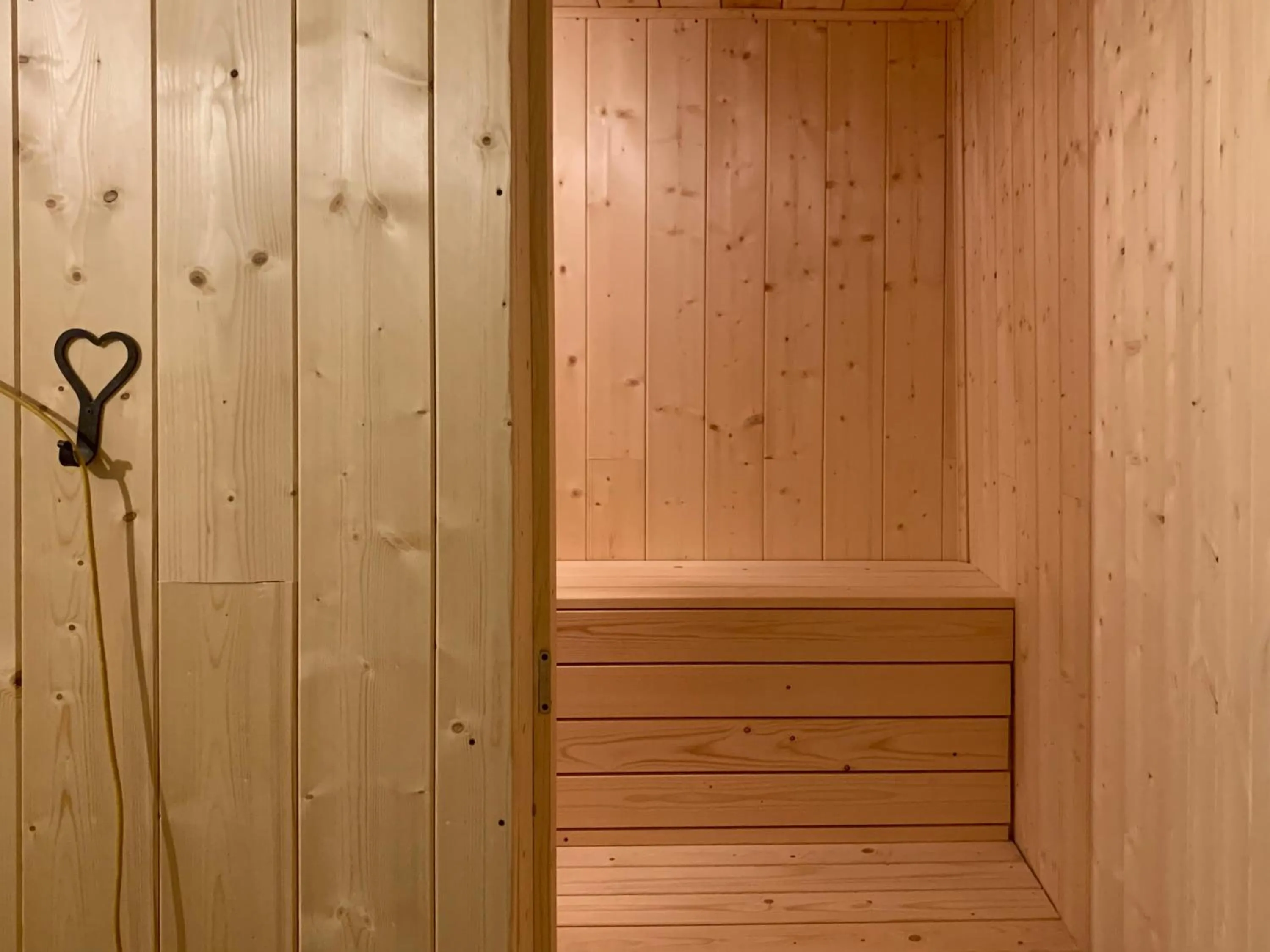 Sauna in Giulio Mountain B&B