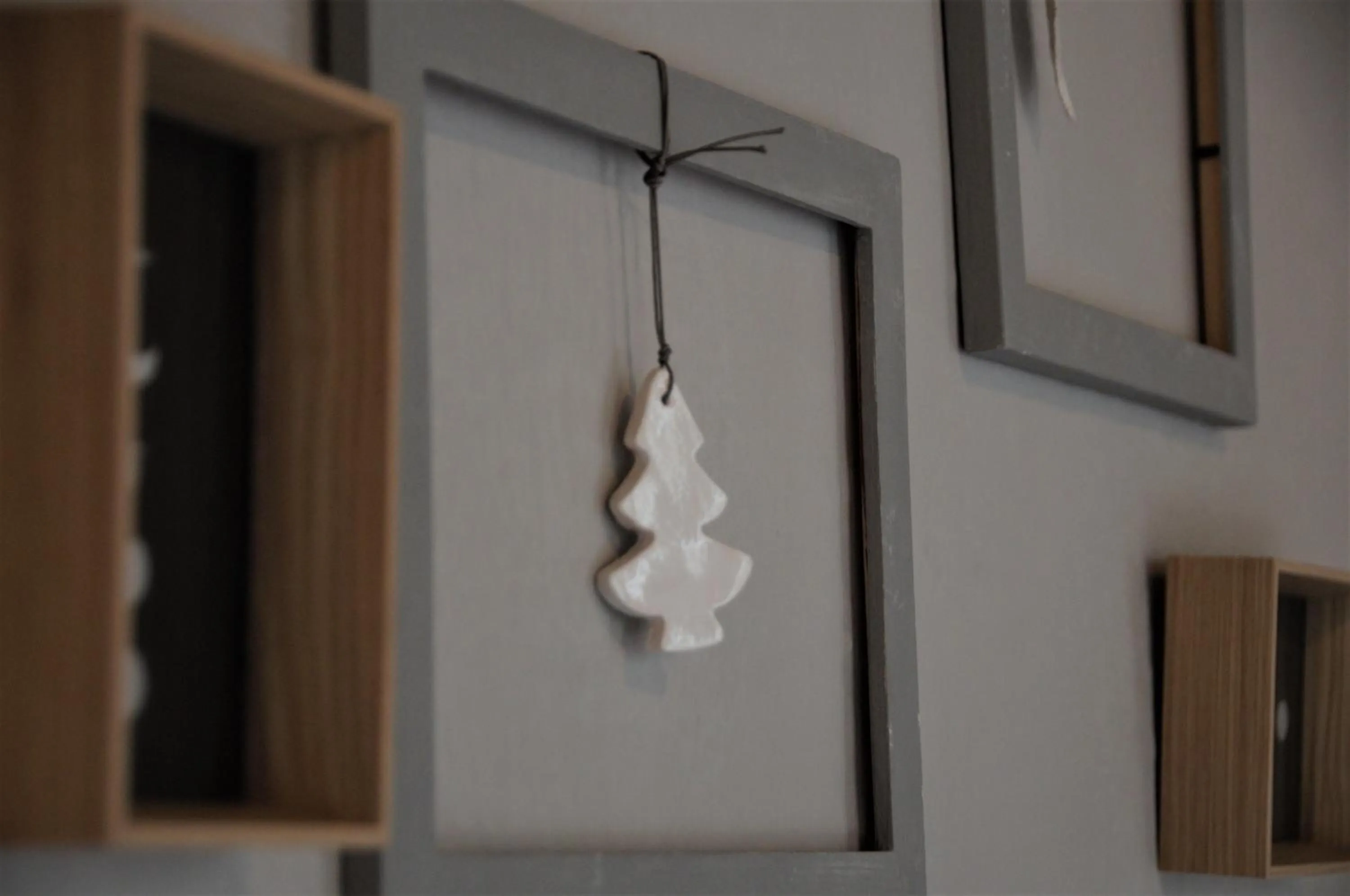 Decorative detail in Giulio Mountain B&B