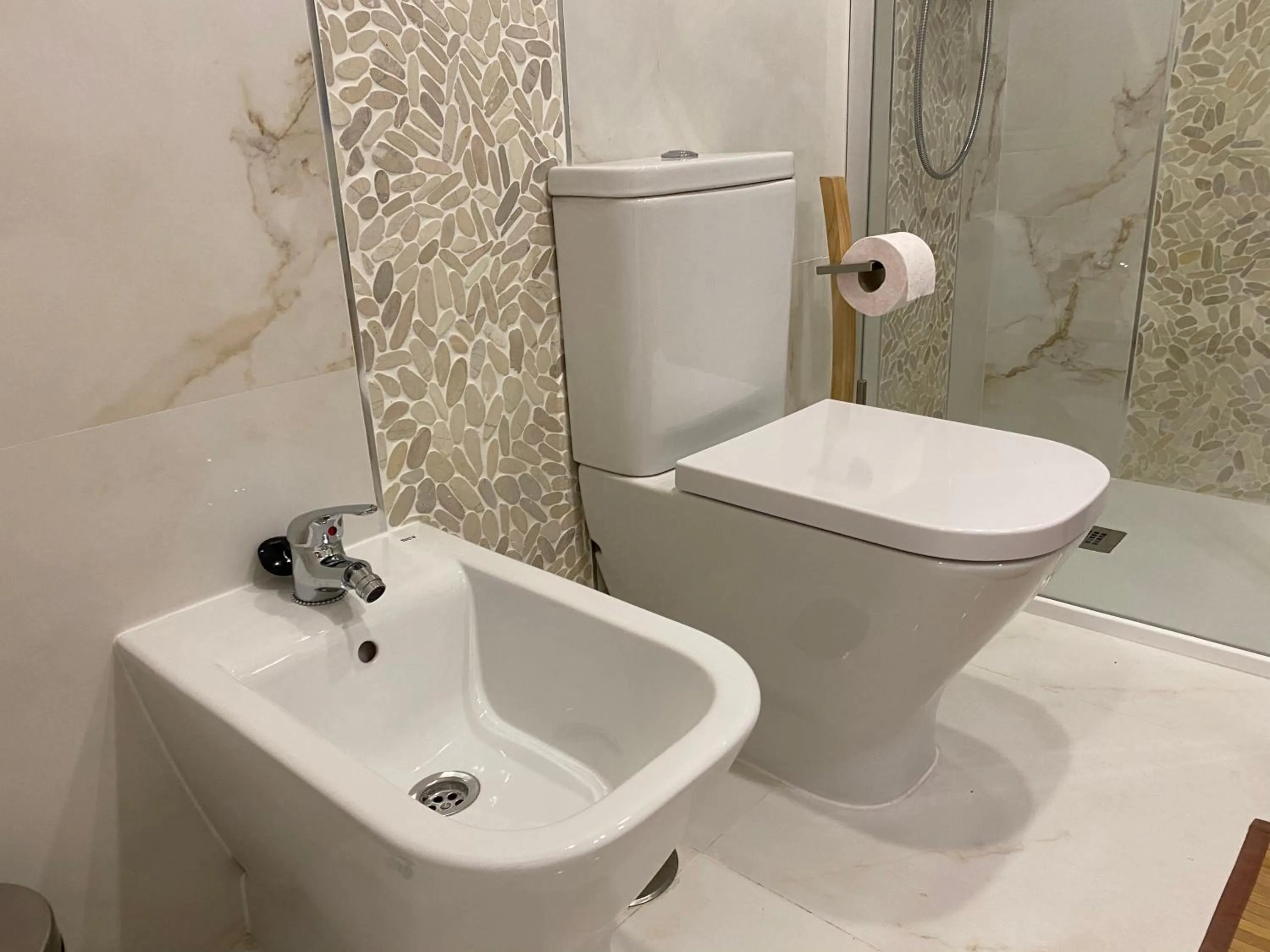 Toilet in Apartament Mareverde Resort Costa Adeje