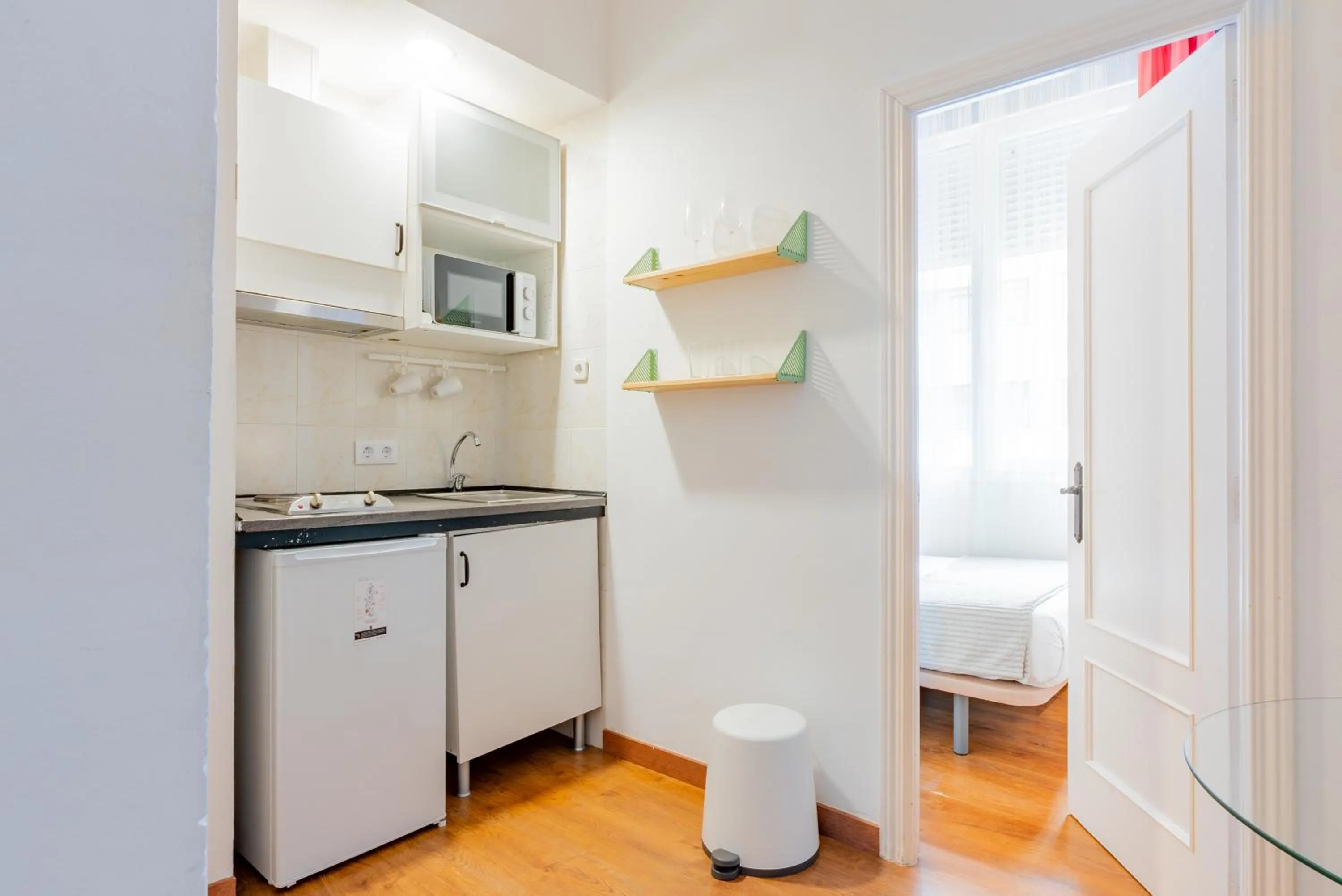 Coffee/tea facilities in Smartr Madrid Gran Via 47