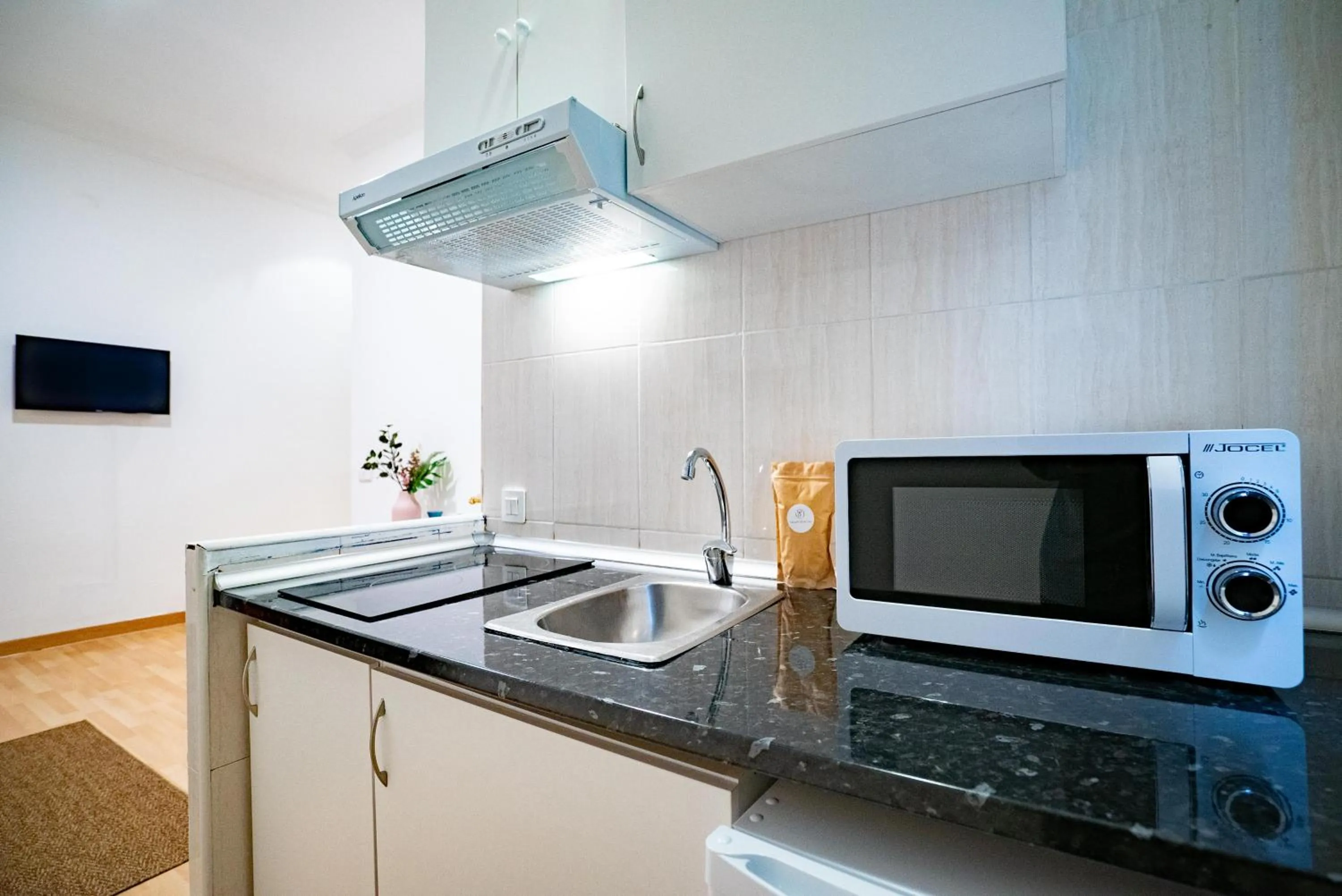 Kitchen or kitchenette in Smartr Madrid Gran Via 47