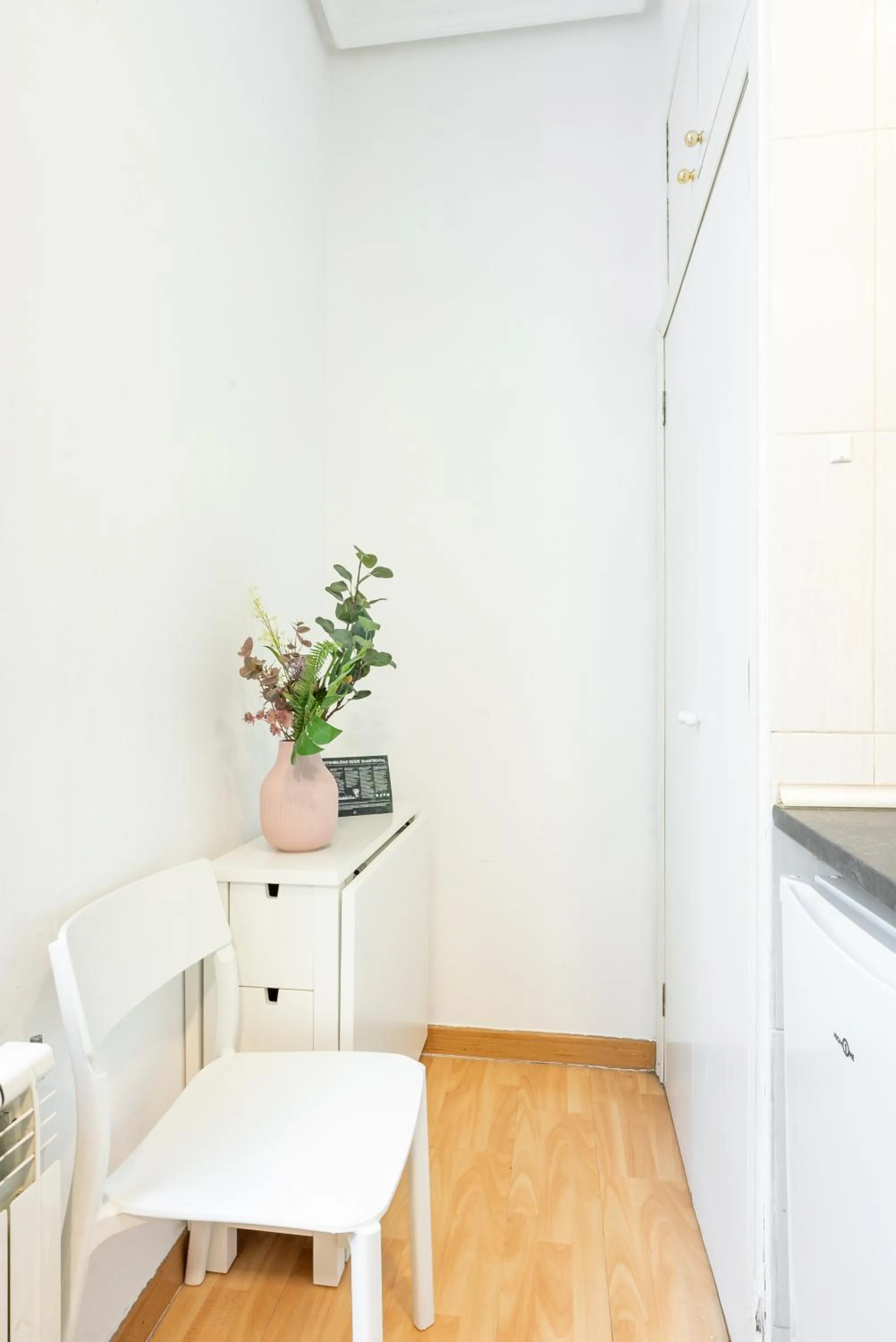 Kitchen or kitchenette in Smartr Madrid Gran Via 47