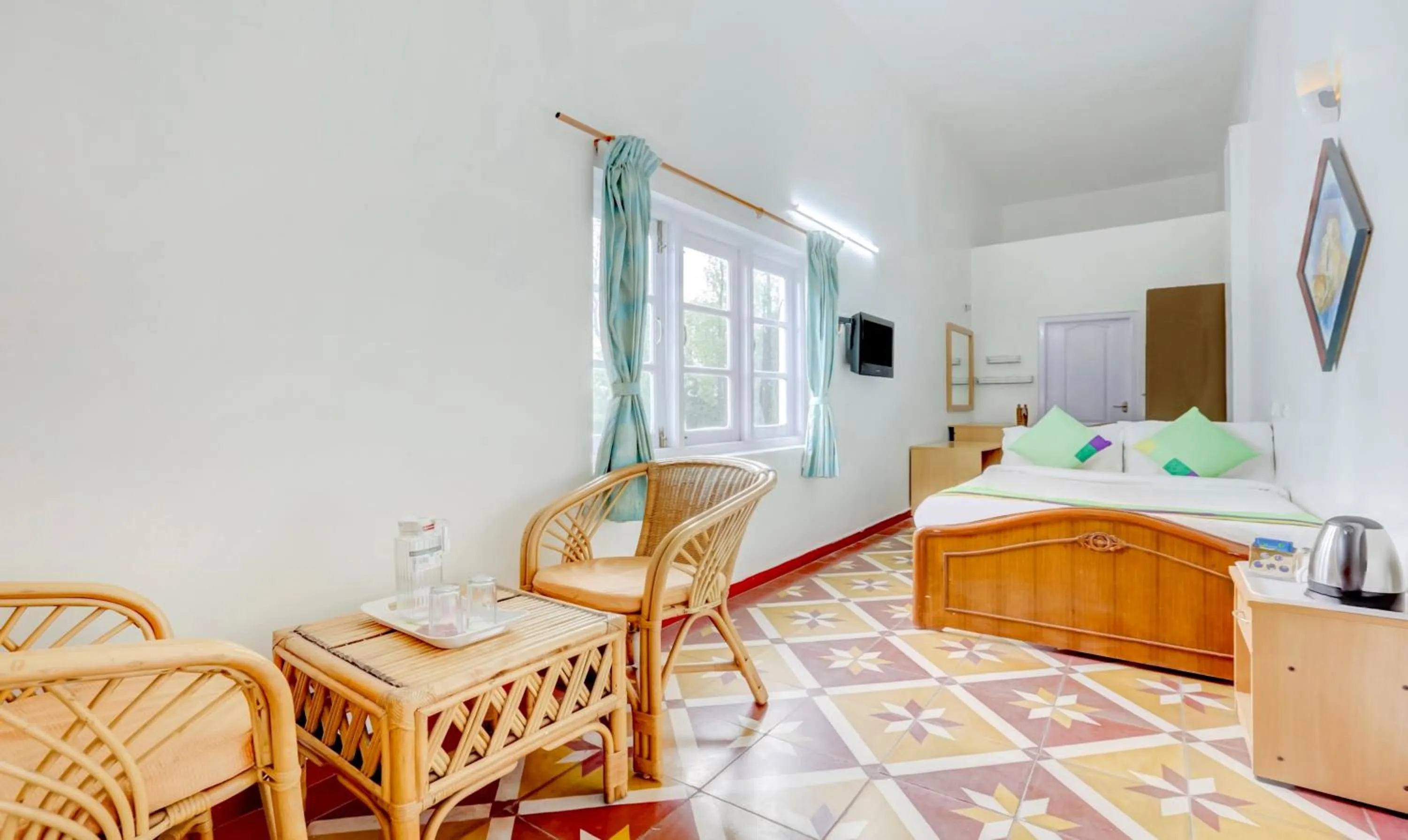 Bedroom in Treebo Atithi Bhavan, 1 Km From Ooty Lake