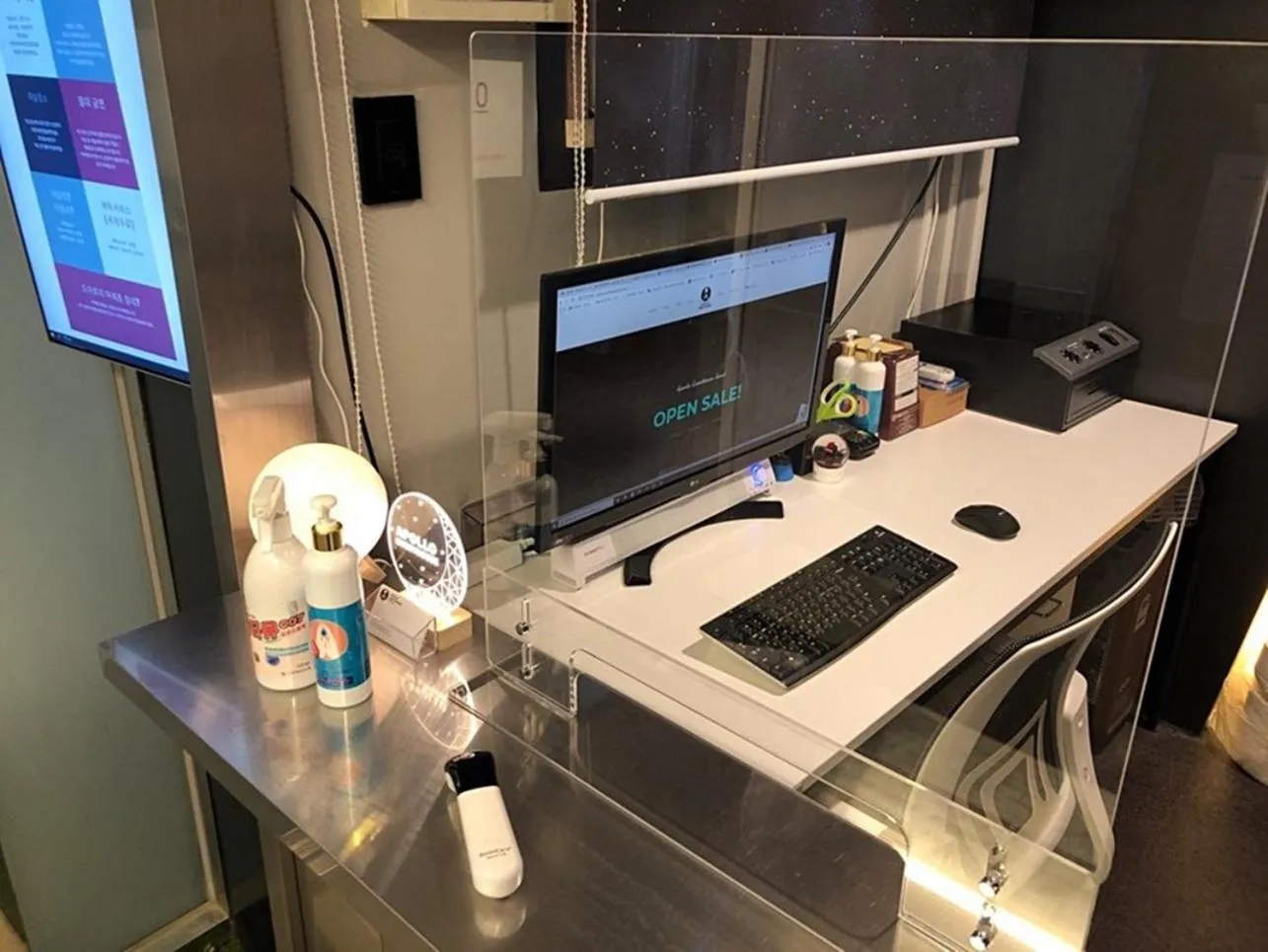 Lobby or reception in Apollo Guesthouse