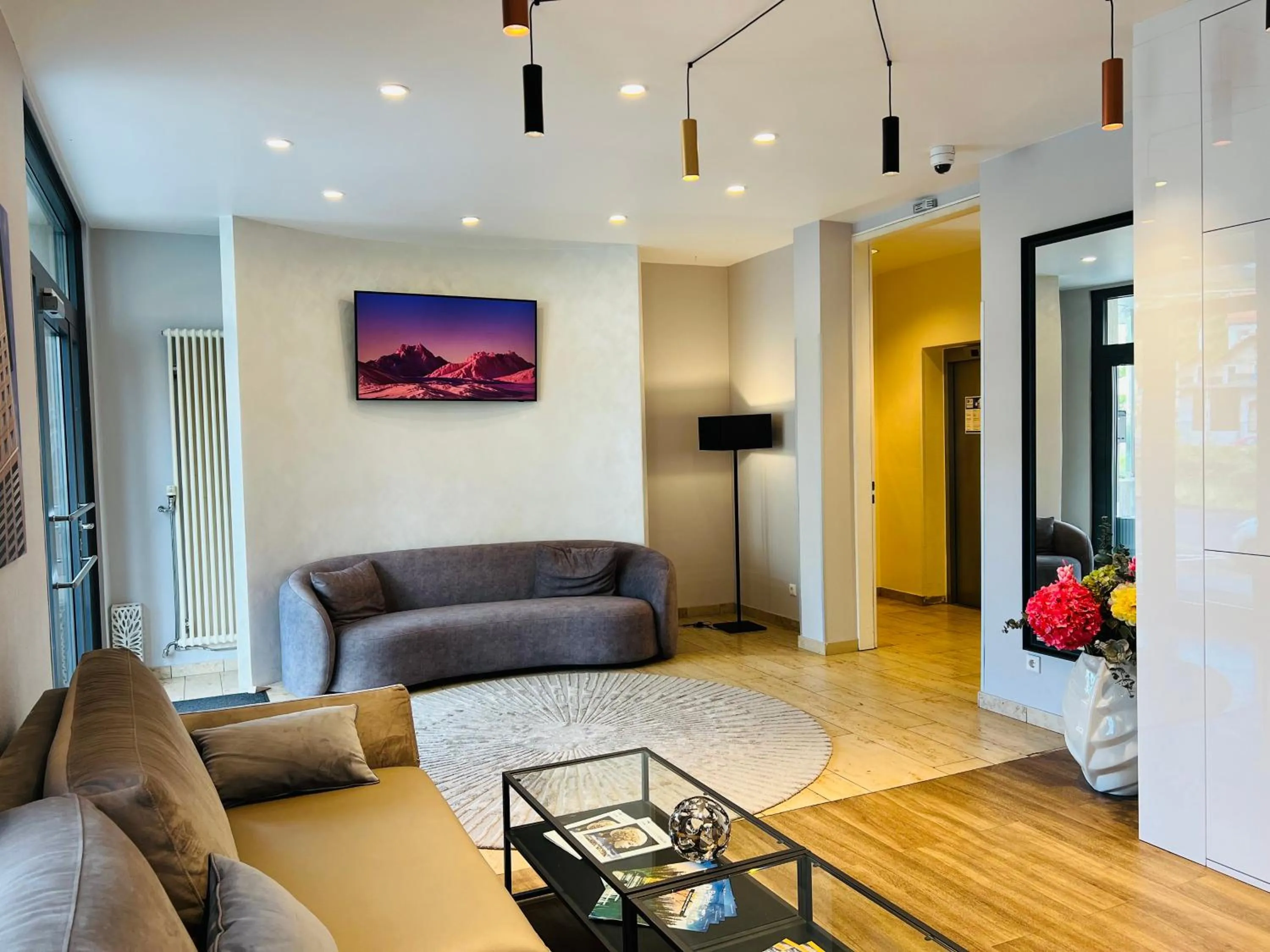 Lobby or reception in Hotel Niederräder Hof