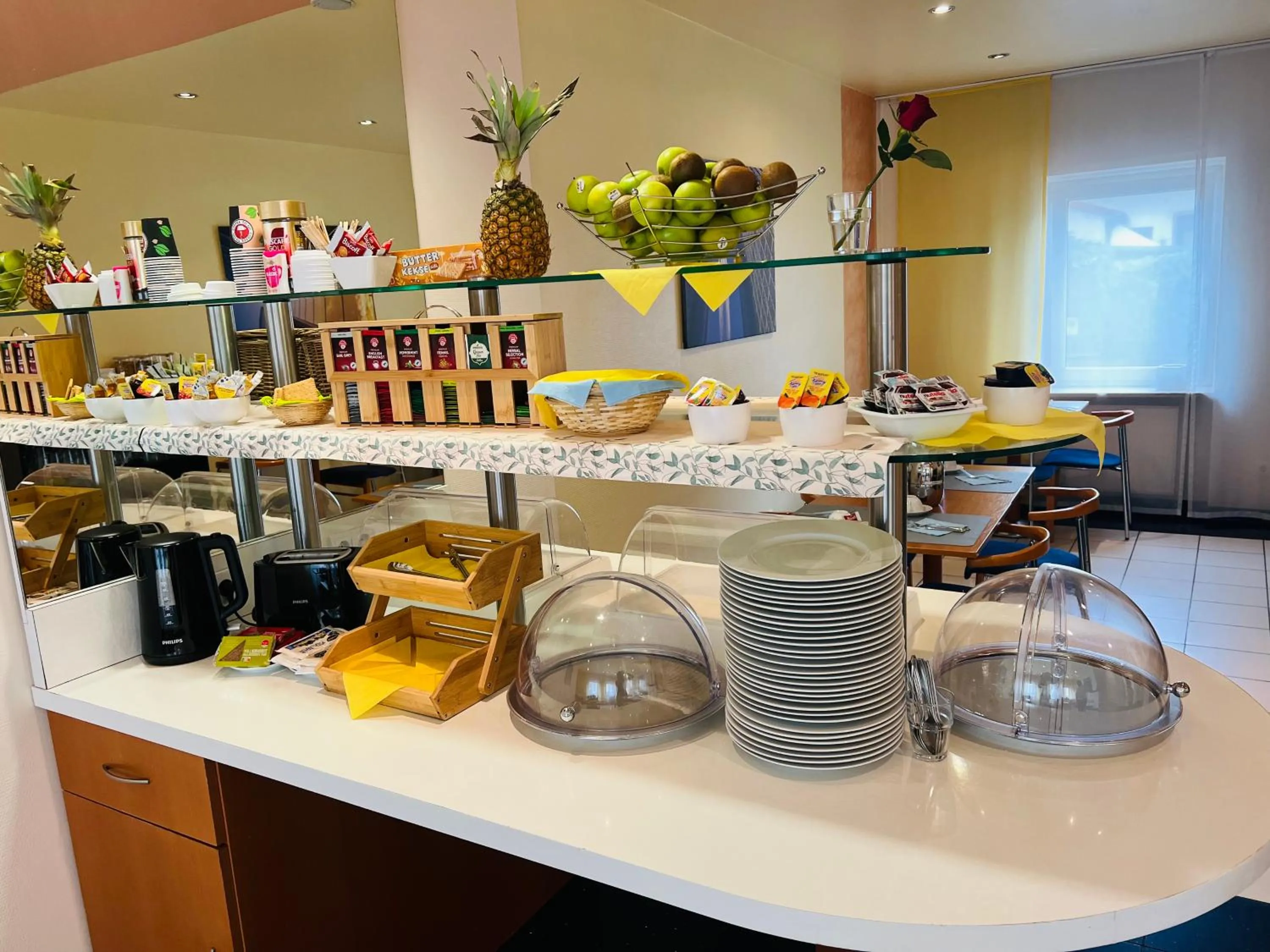 Breakfast in Hotel Niederräder Hof