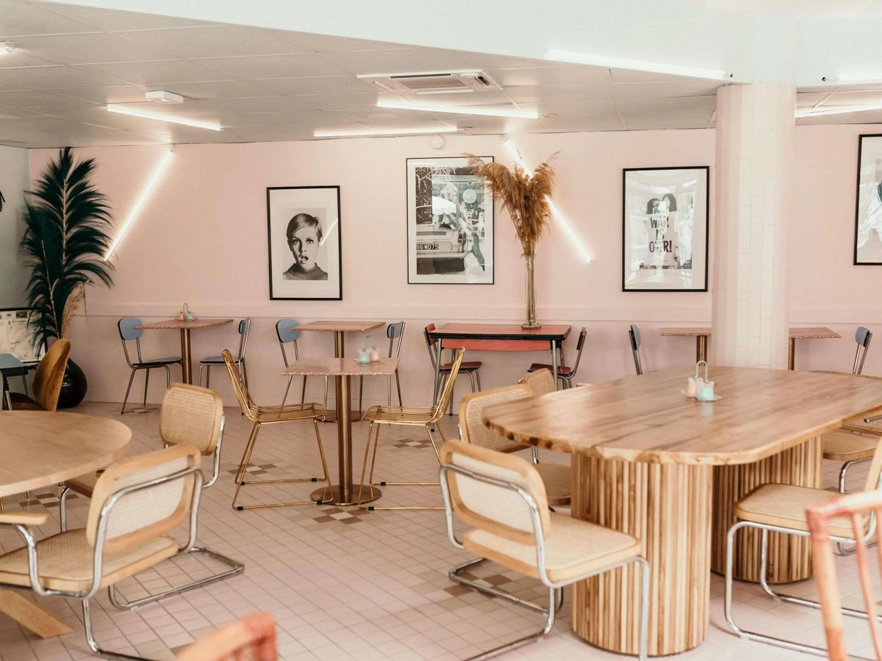 Restaurant/places to eat in greet hôtel Pont du Gard - Route d'Avignon