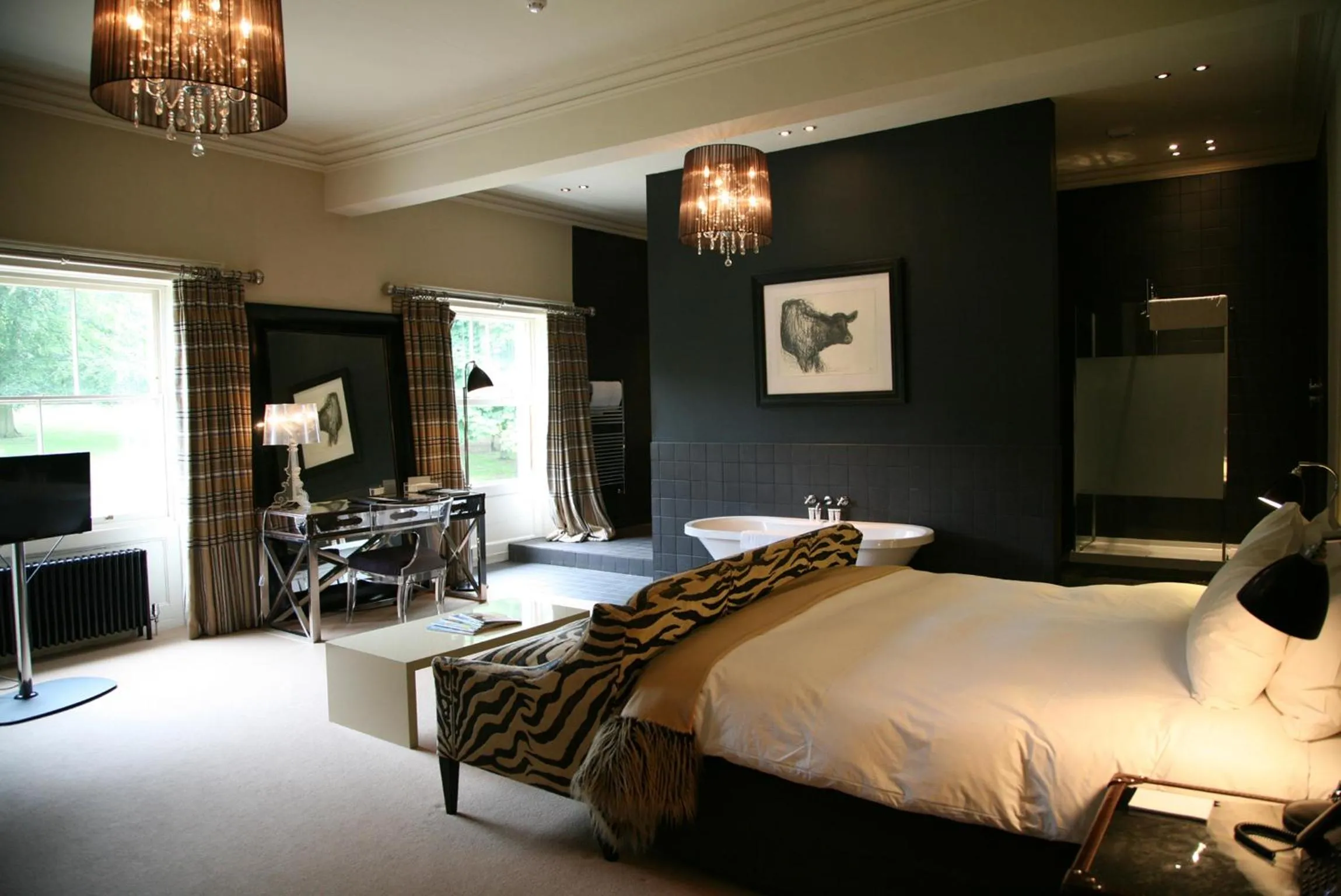 Bathroom, Bed in Milsoms Kesgrave Hall