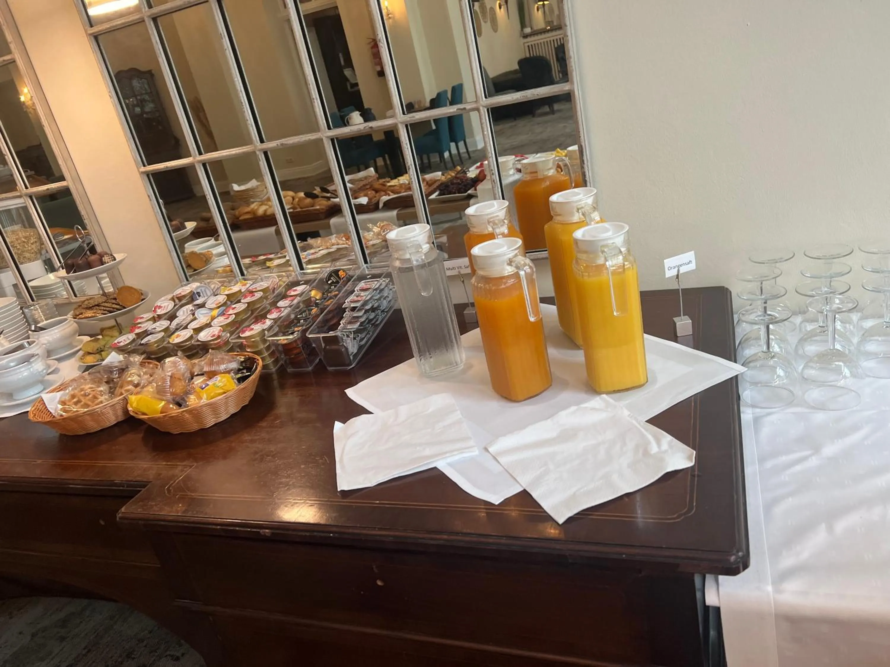 Breakfast in Kurhotel Quellenhof