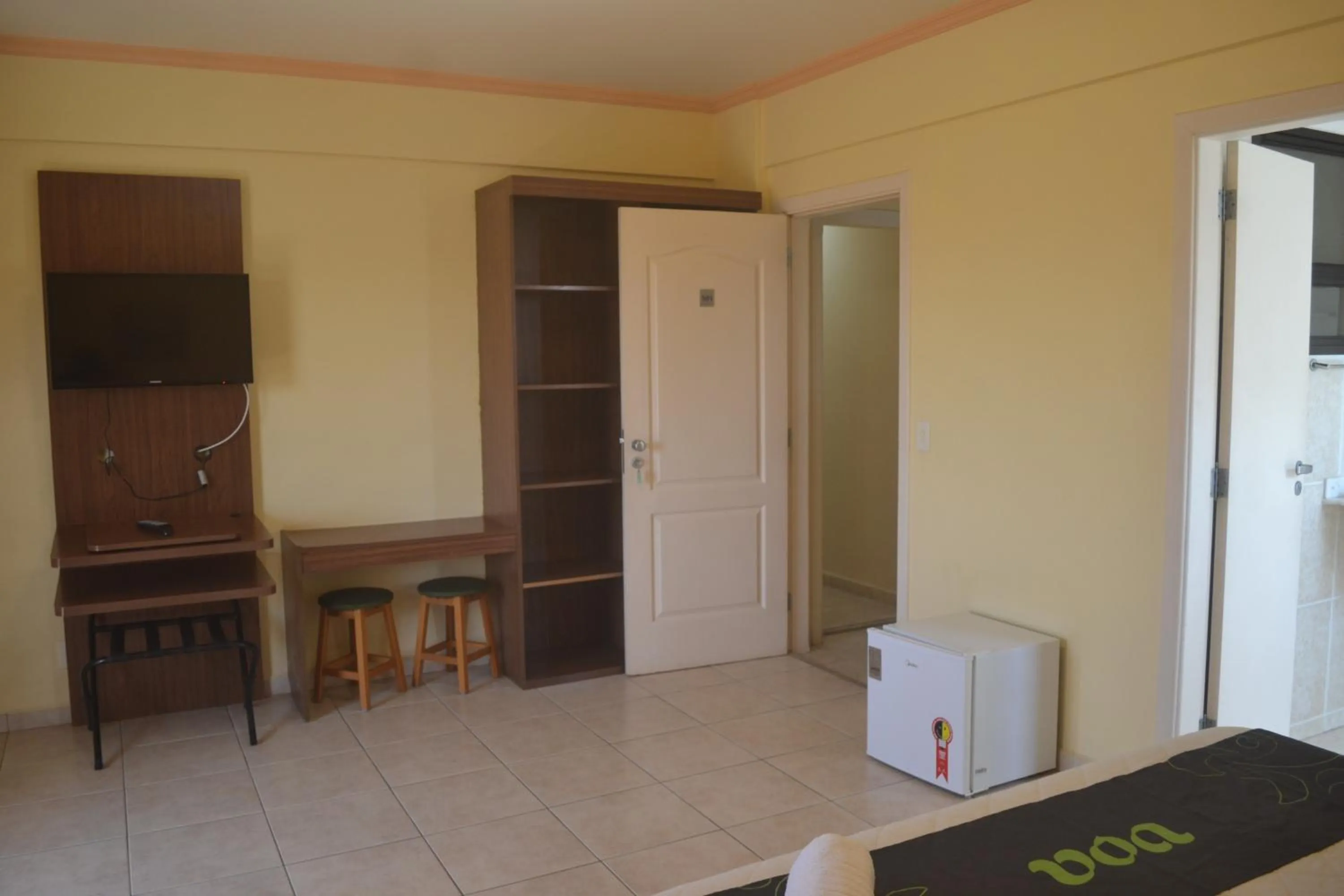 TV and multimedia in Hotel Canto do Atlântico