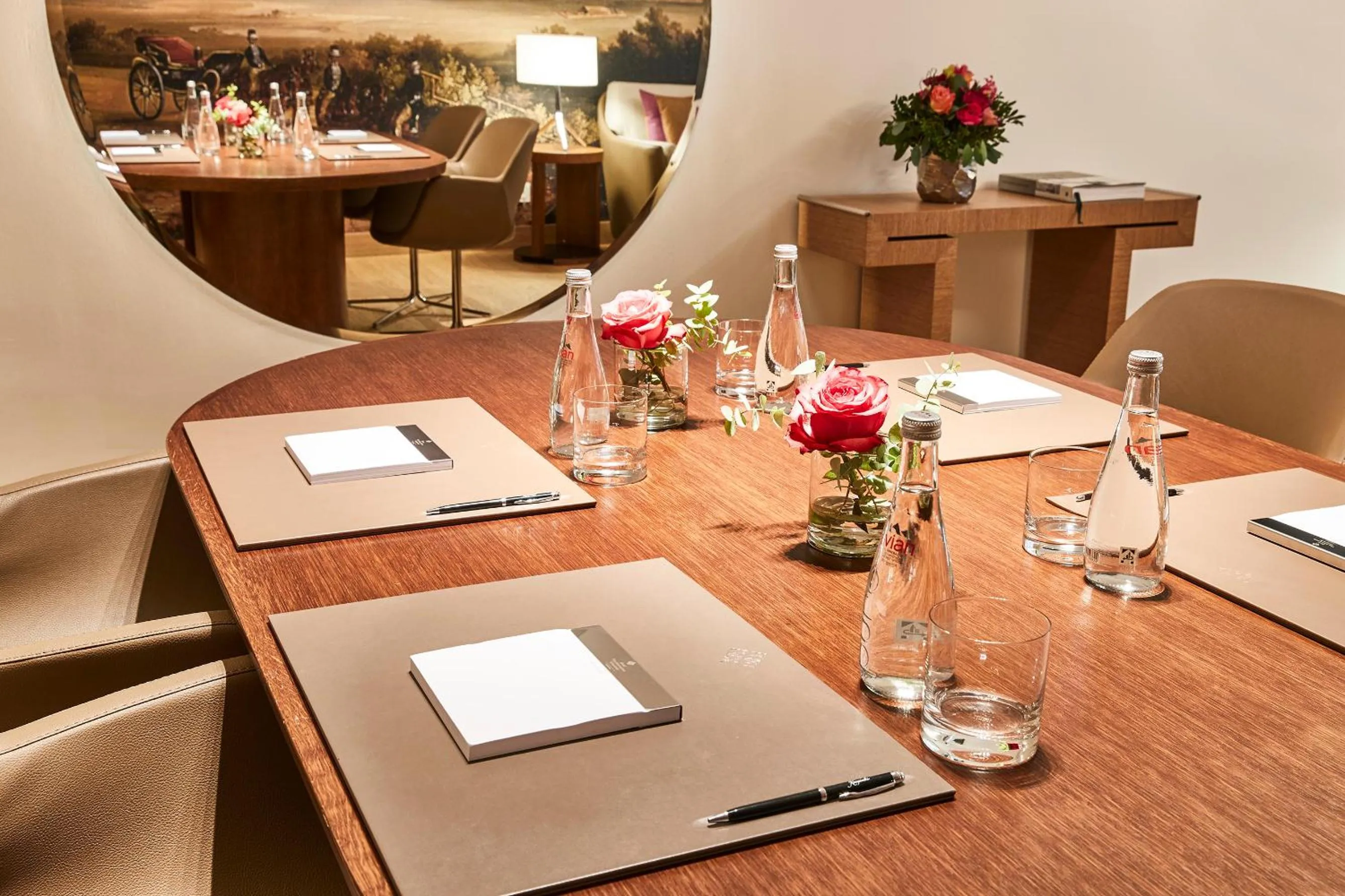 Dining area in Vier Jahreszeiten Kempinski München