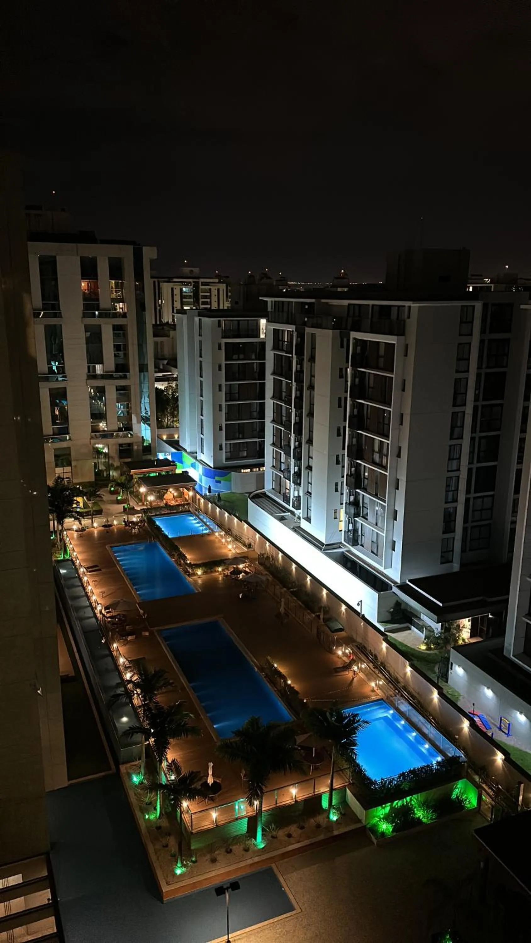 Night in VISTA PARK SUL COBERTURA DUPLEX