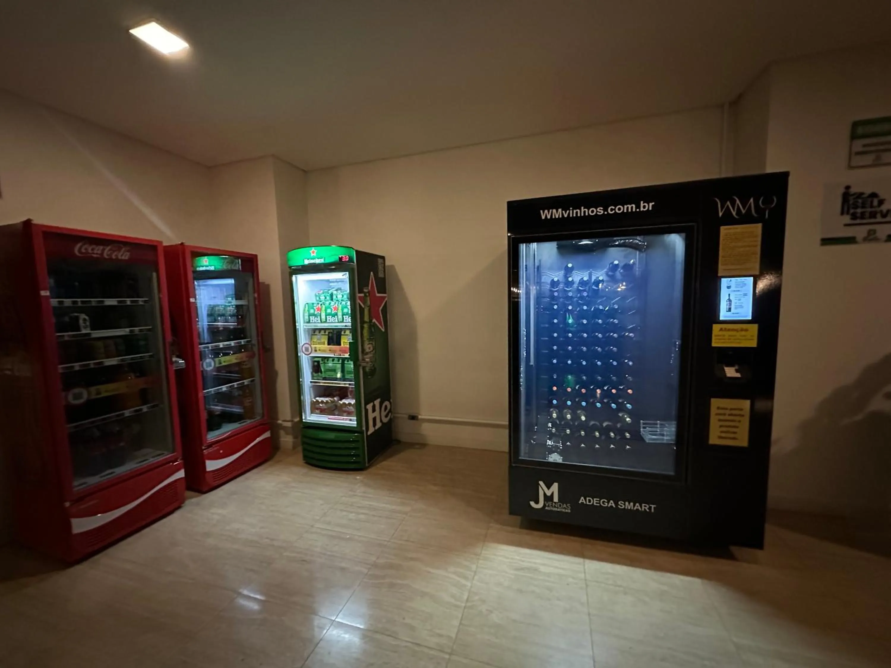 vending machine in VISTA PARK SUL COBERTURA DUPLEX