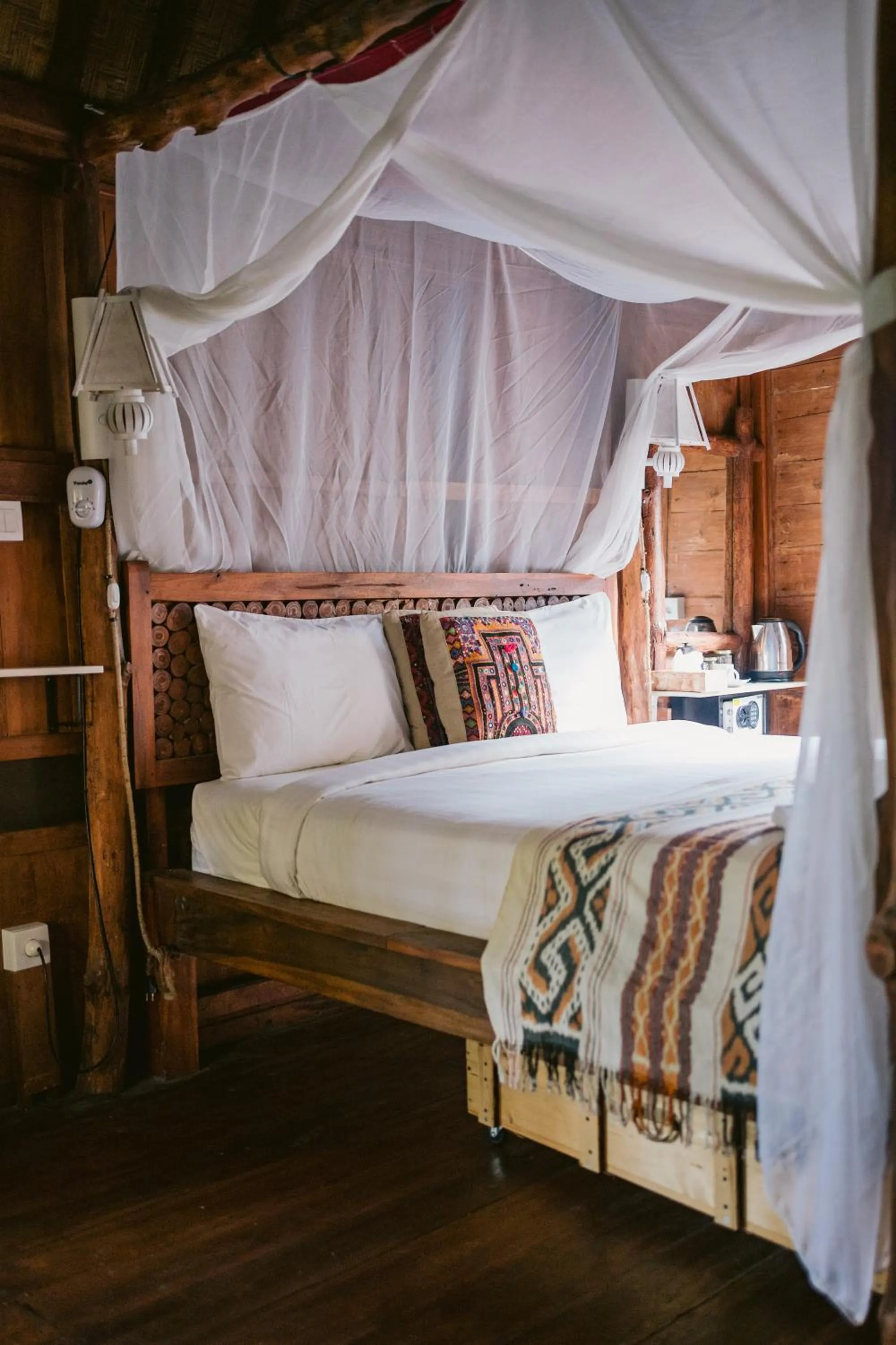 Bed in Ubuntu Bali Eco Yoga Retreat - CANGGU