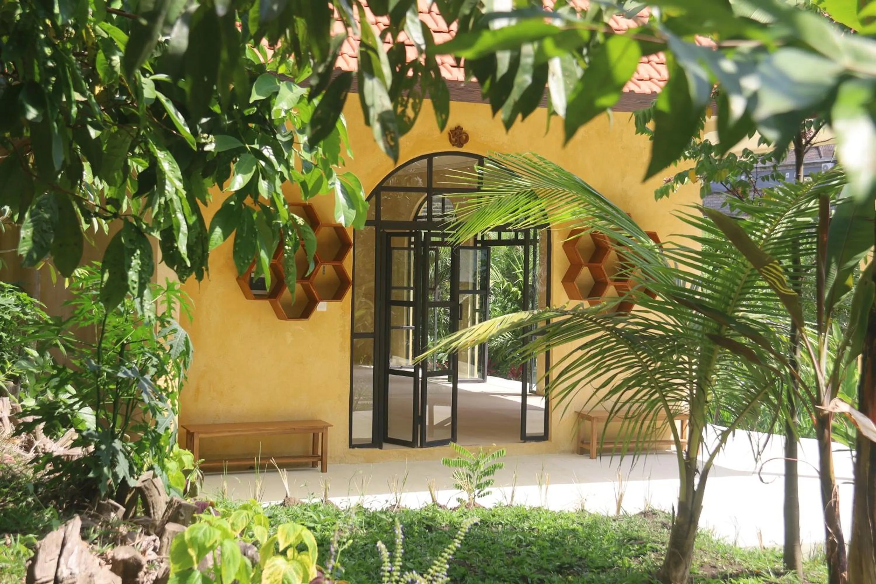 Property building in Ubuntu Bali Eco Yoga Retreat - CANGGU