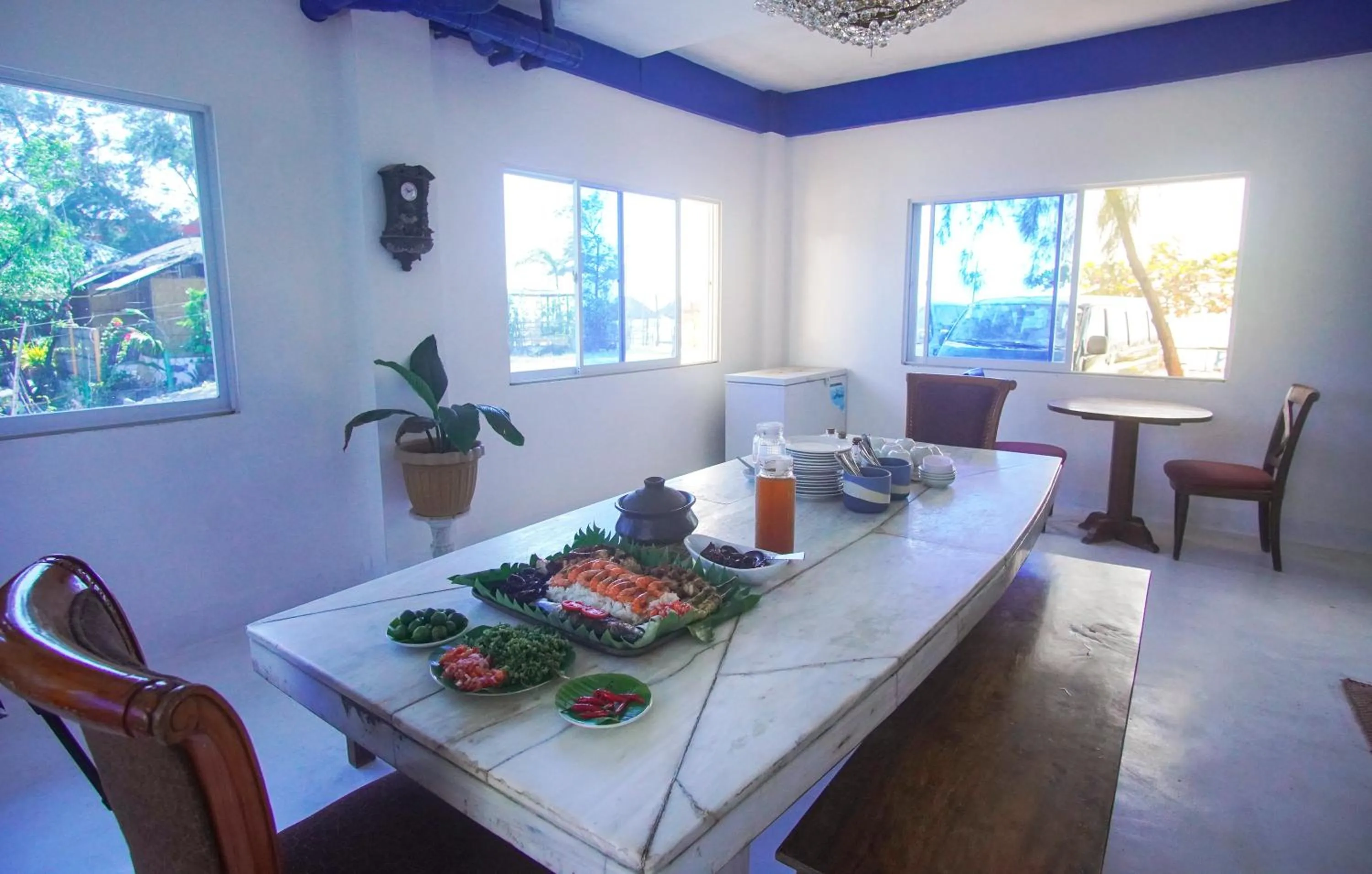Dining area in Club Monet Beachfront Resort by Cocotel
