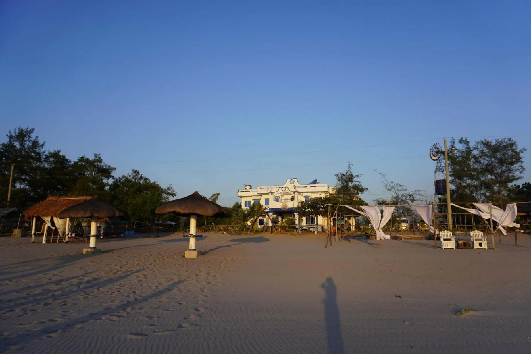 Club Monet Beachfront Resort by Cocotel