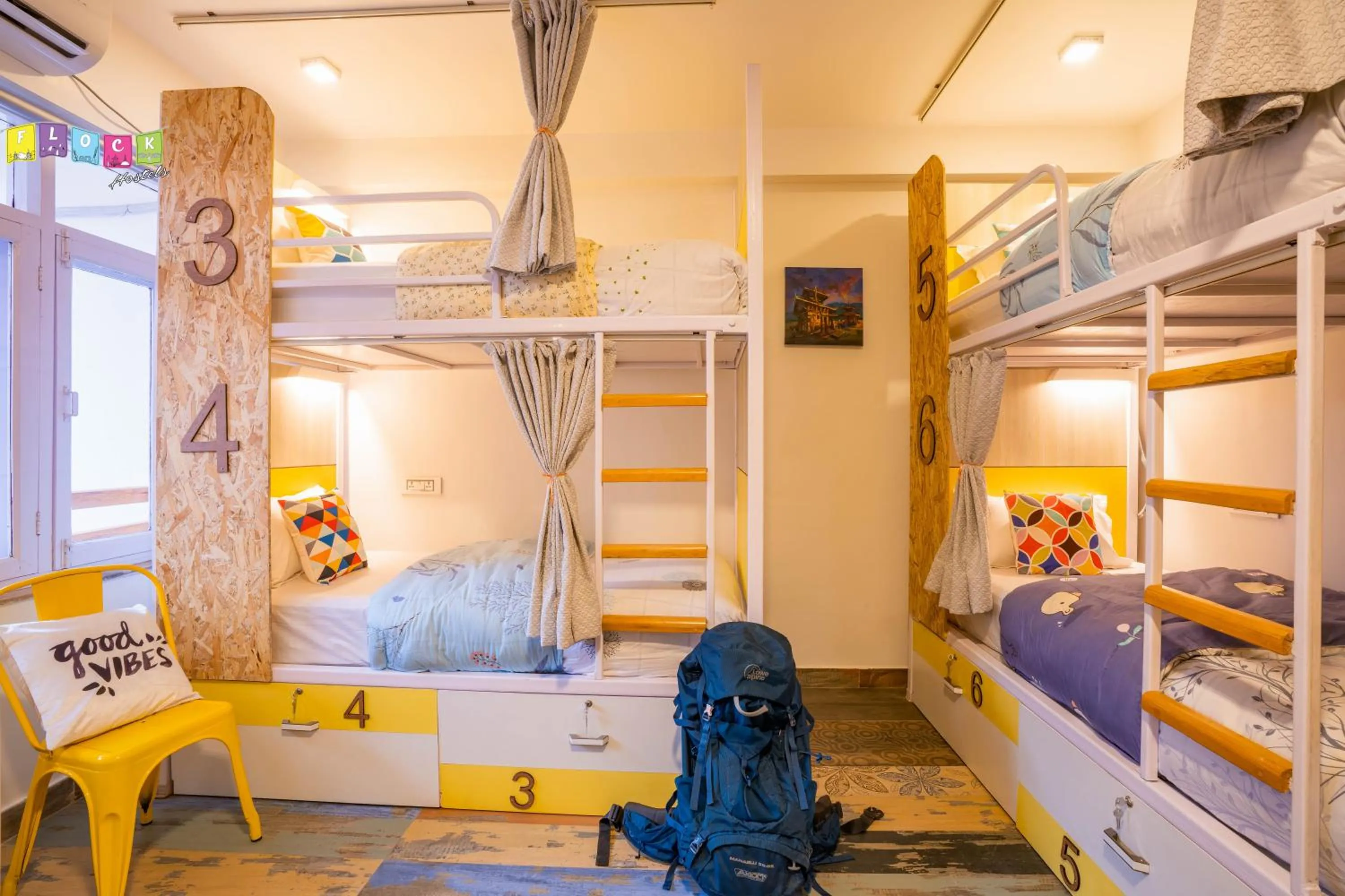 bunk bed, Bed in Flock Kathmandu