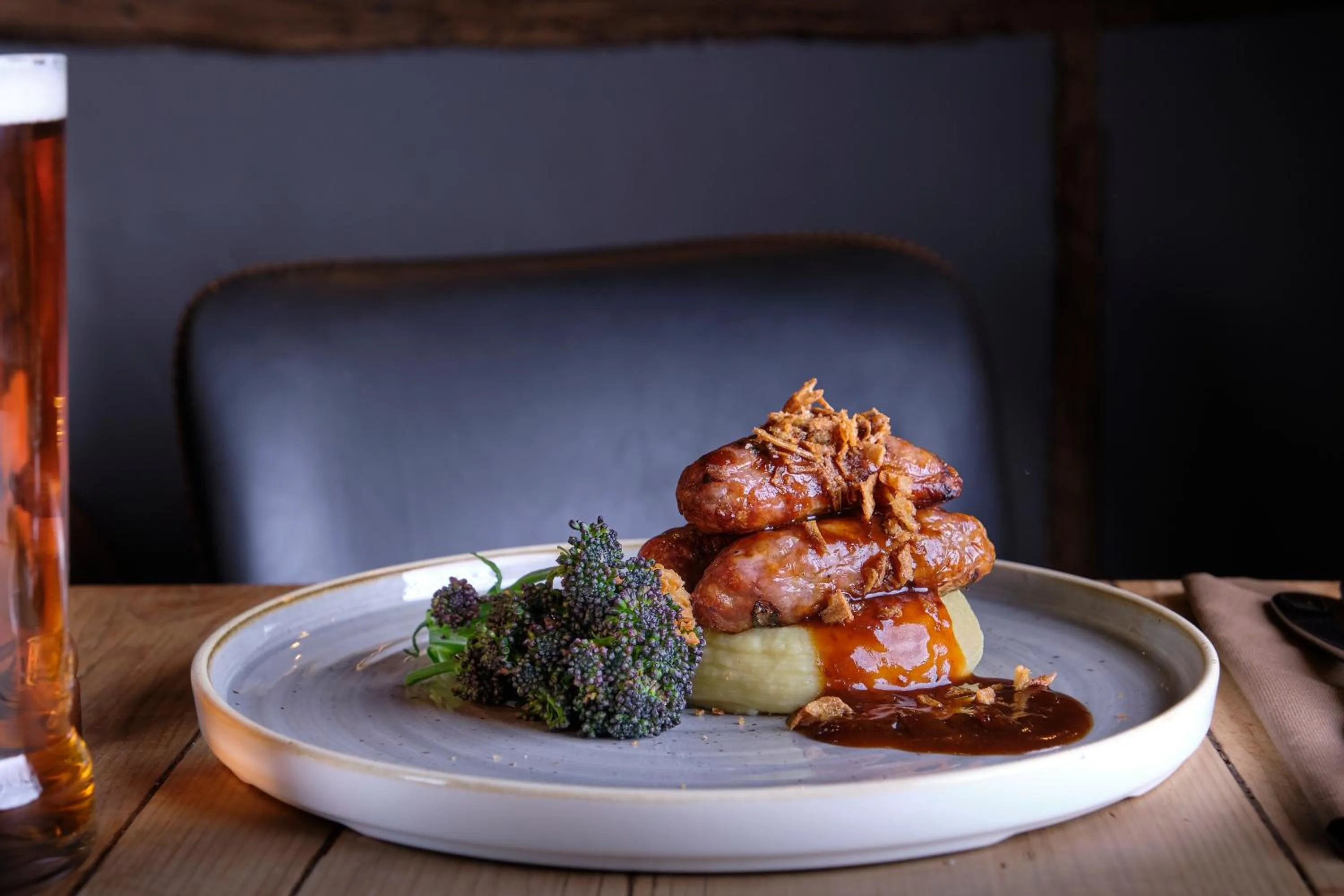 Food in The Three Blackbirds