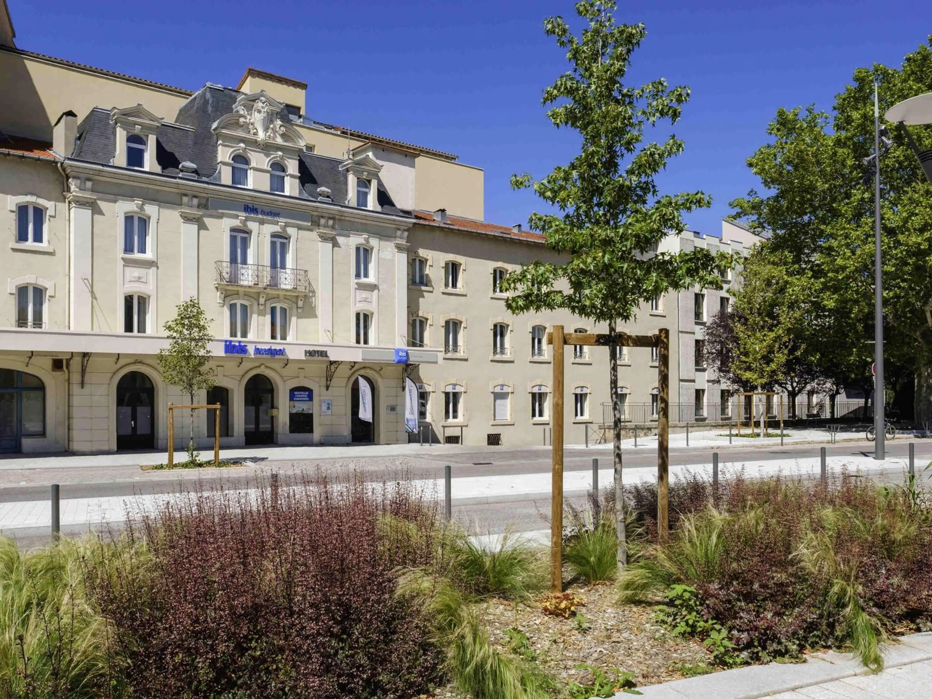 Property building in ibis budget Le Puy En Velay
