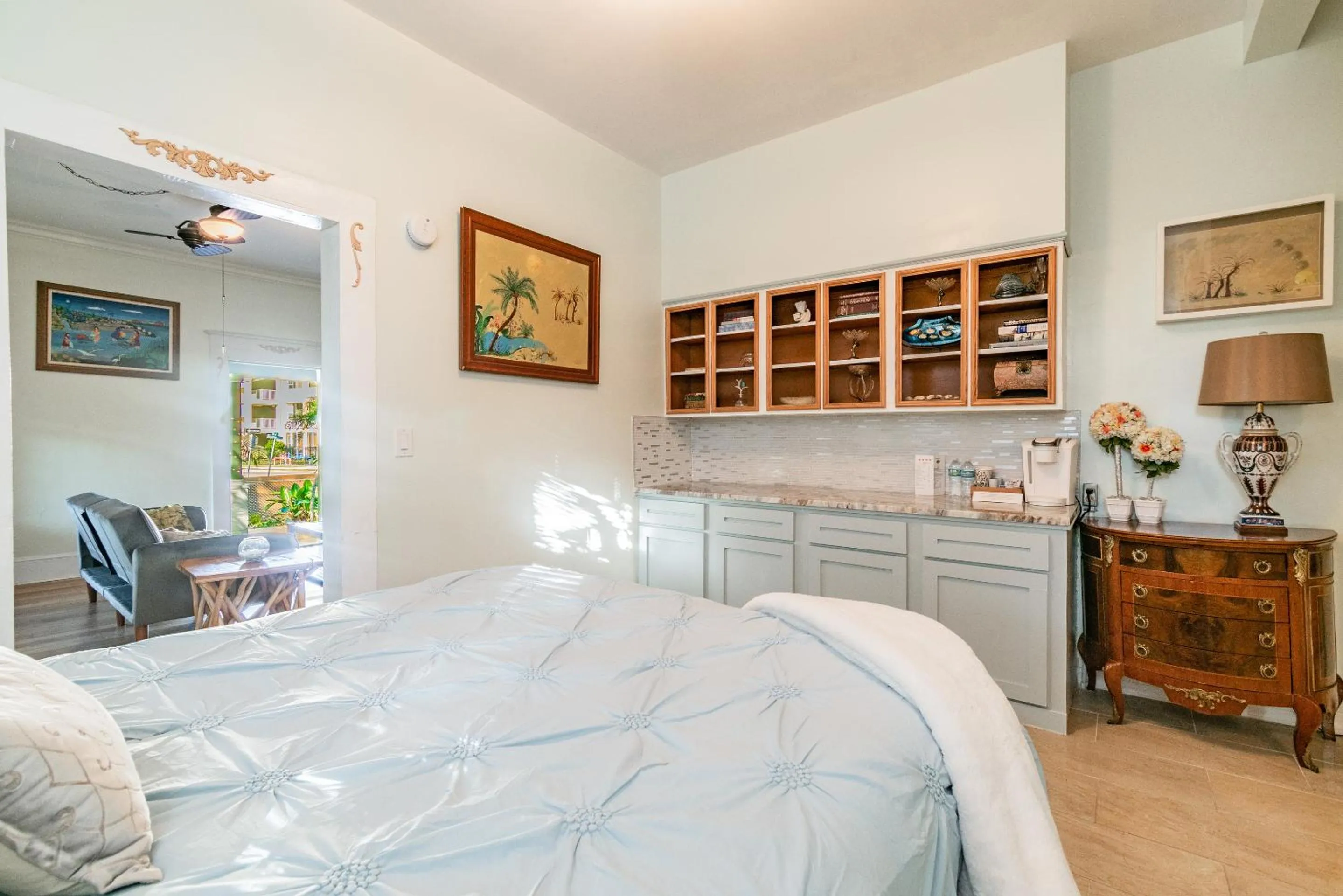 Bed in Manatee Palms