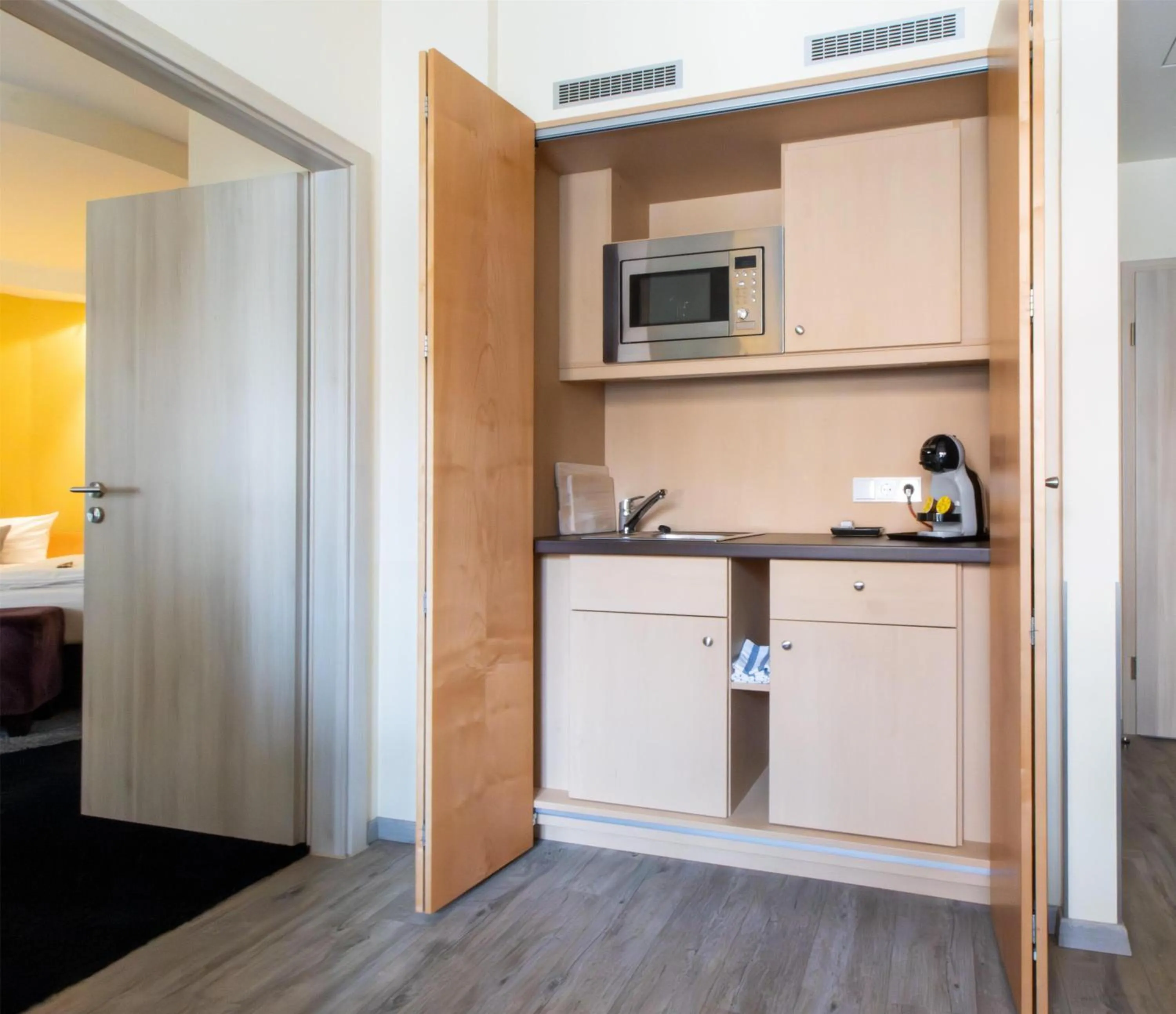 Kitchen or kitchenette in Best Western Plus Palatin Kongresshotel