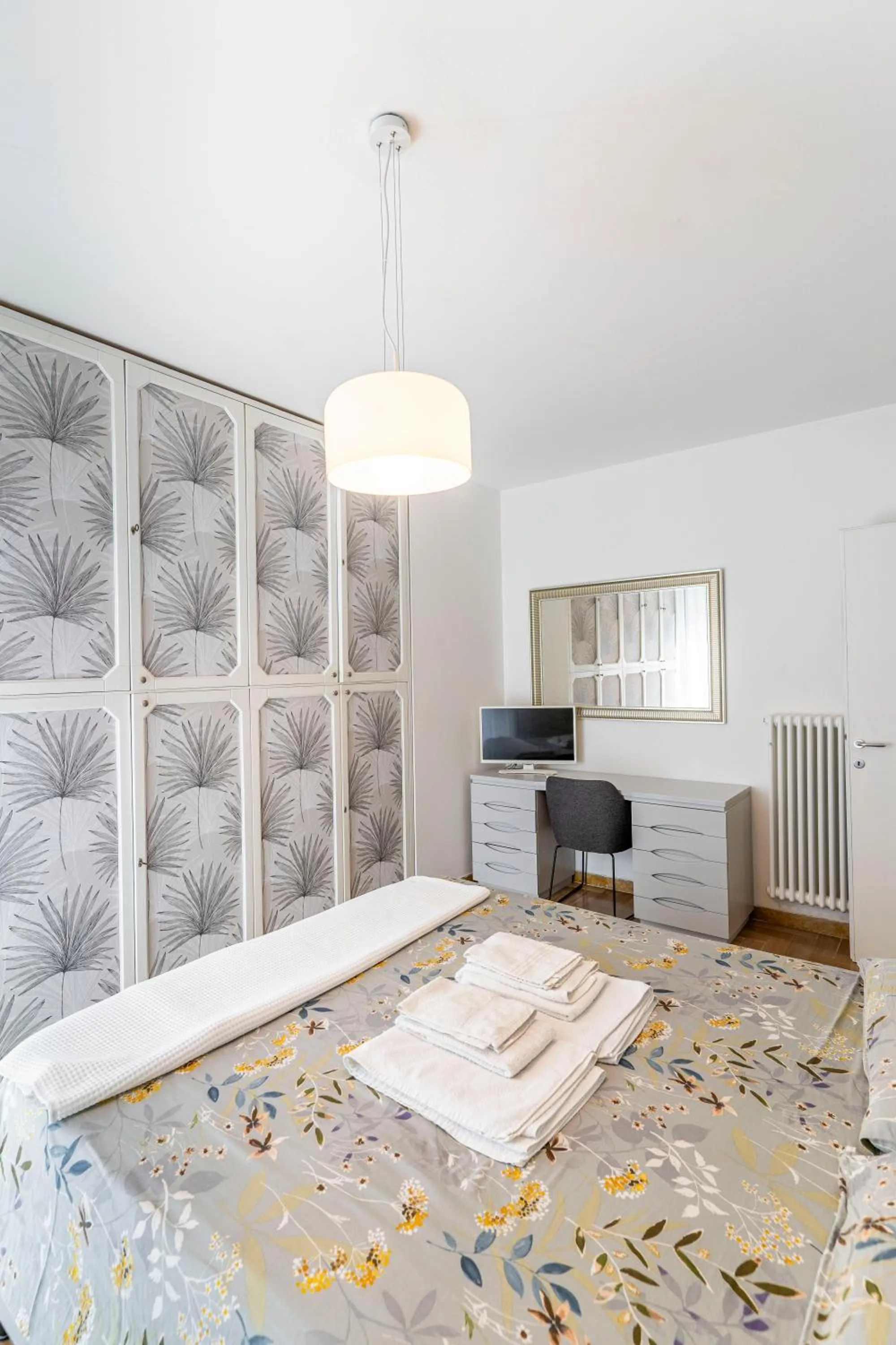 Bed in Quattro Fontane Apartment