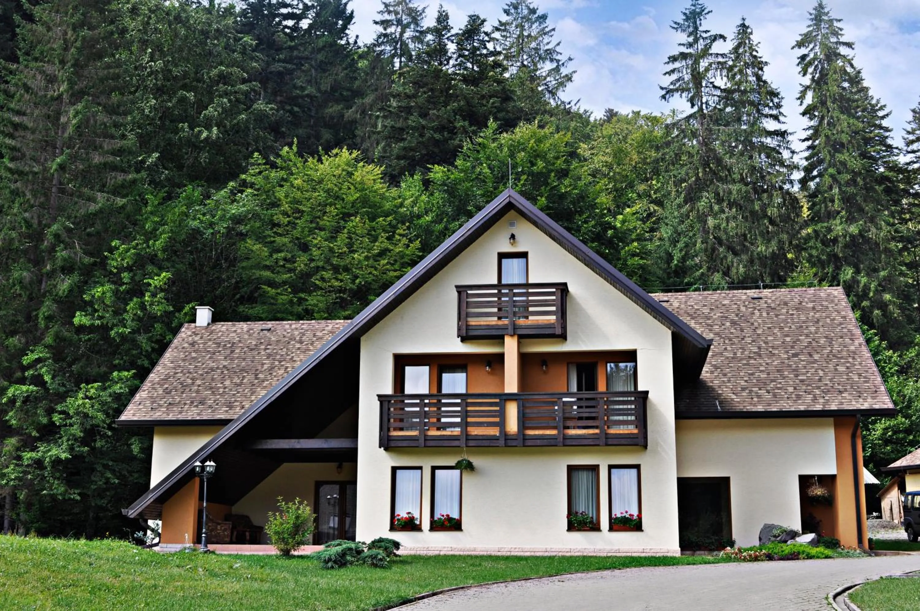 Property building in Complex Turistic Bucovina