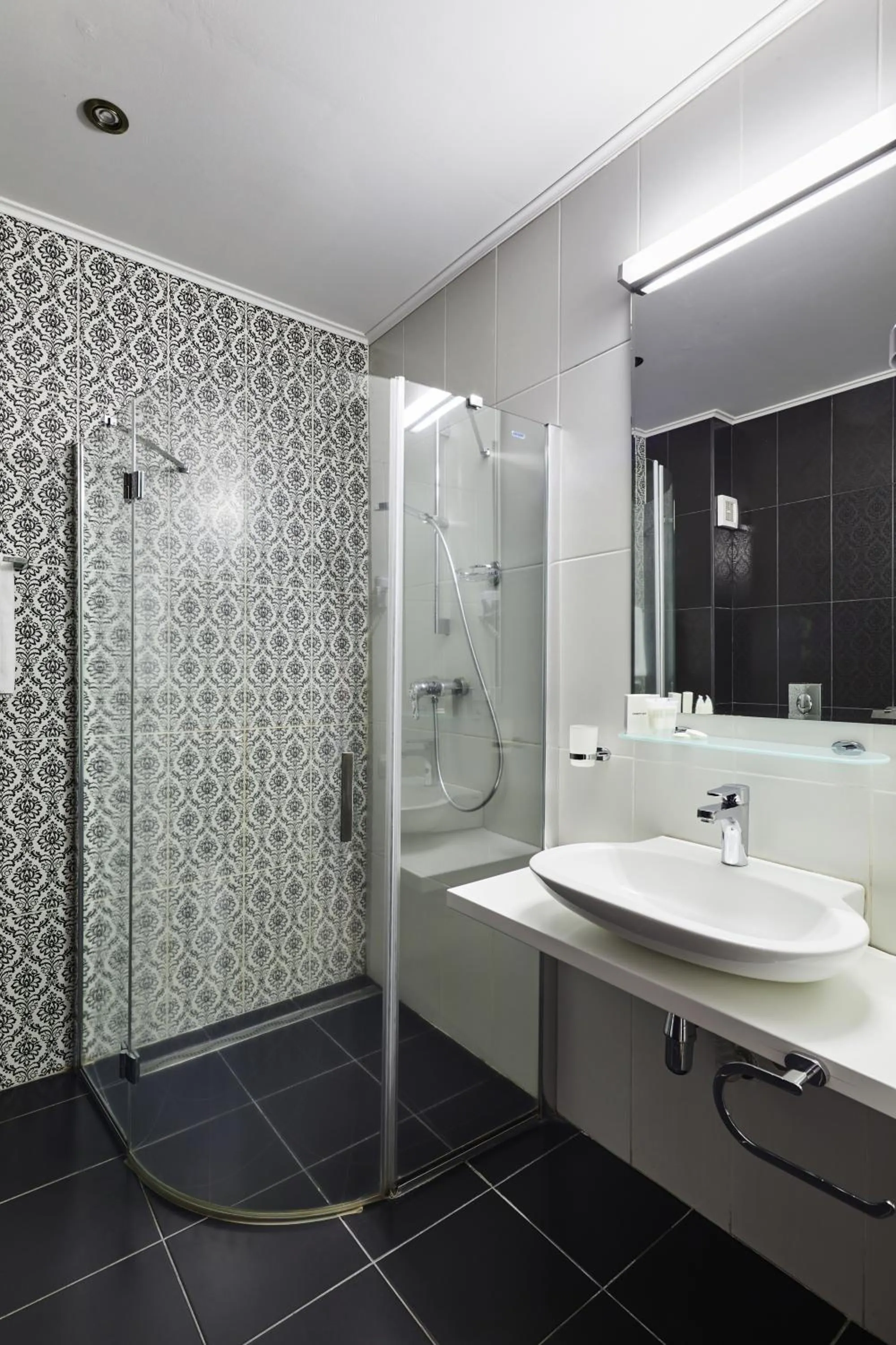 Bathroom in Hotel Gino Wellness Rabath