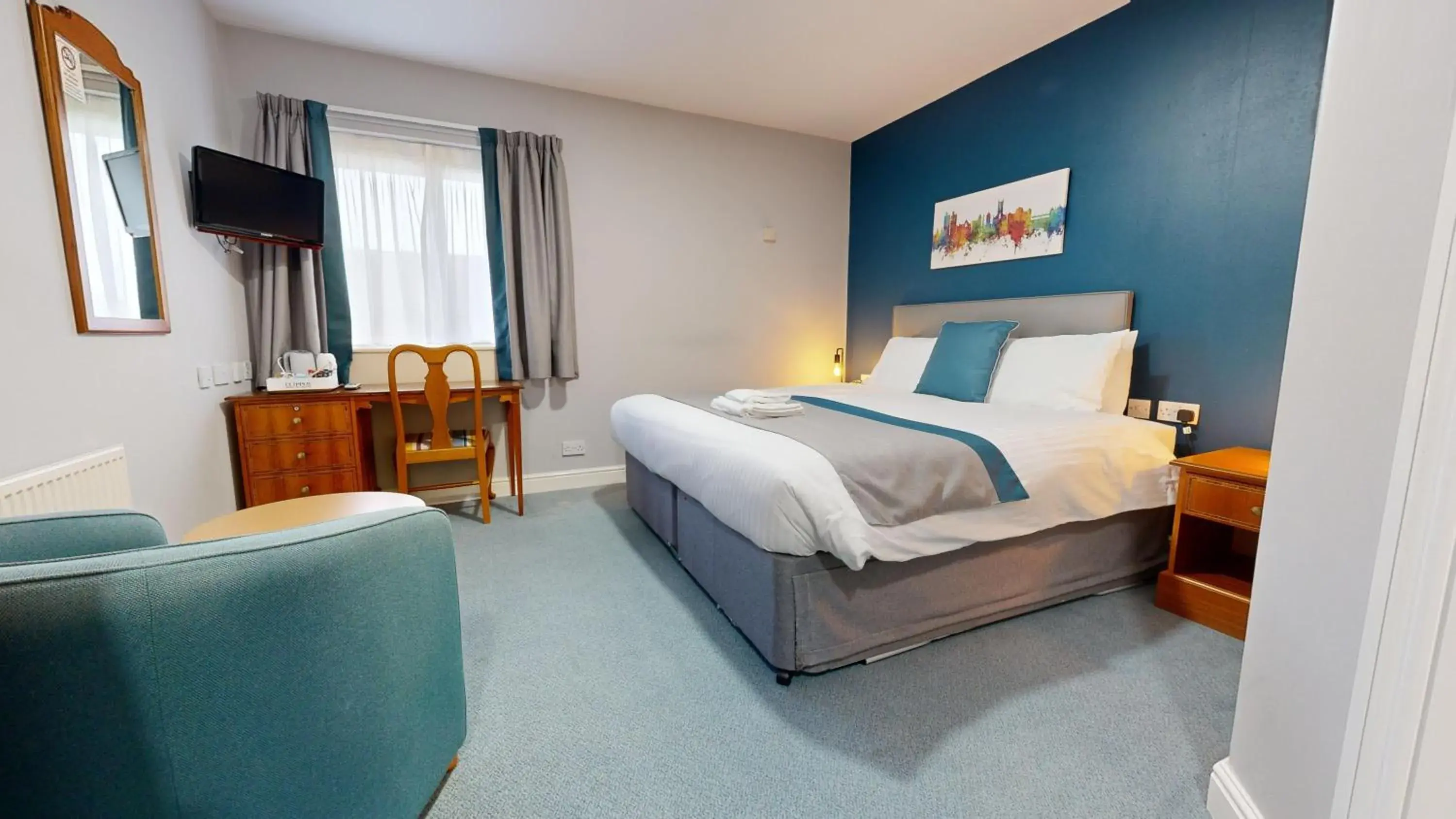 Deluxe Double Room in Yarnfield Park Training And Conference Centre Deluxe Double Room in Yarnfield Park Training And Conference Centre