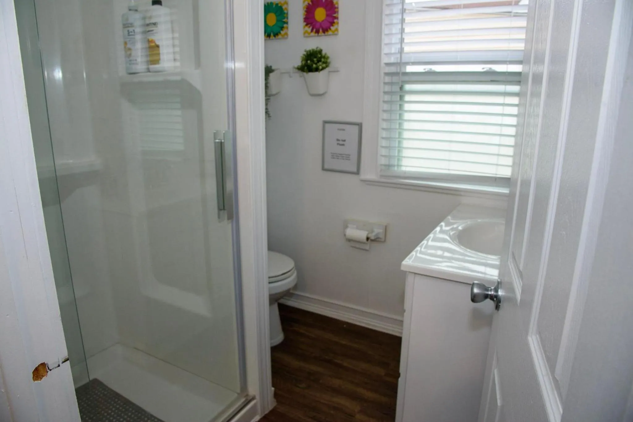 Cozy Private bedrooms Kitchen Wifi