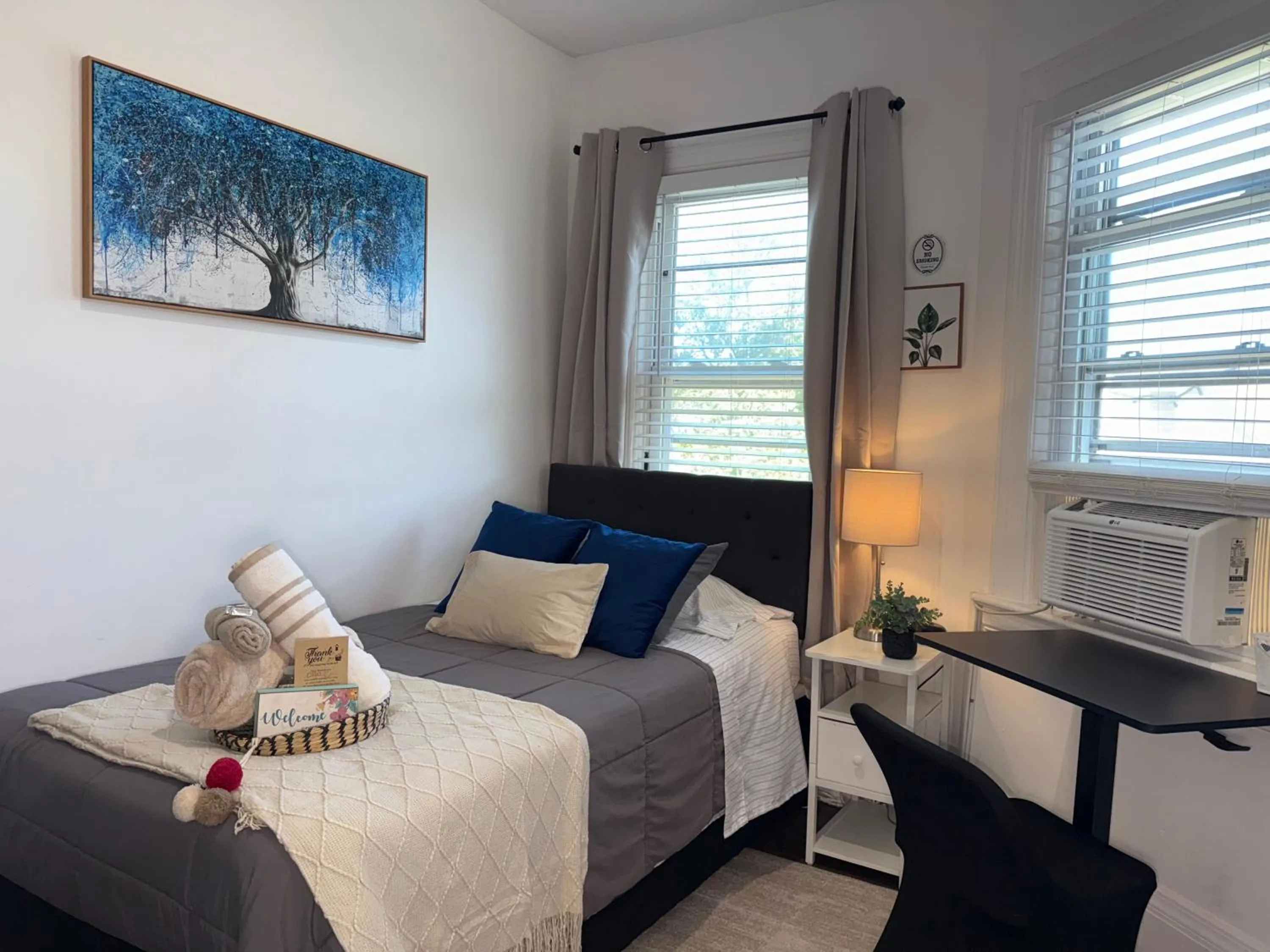 Bed in Cozy Private bedrooms Kitchen Wifi