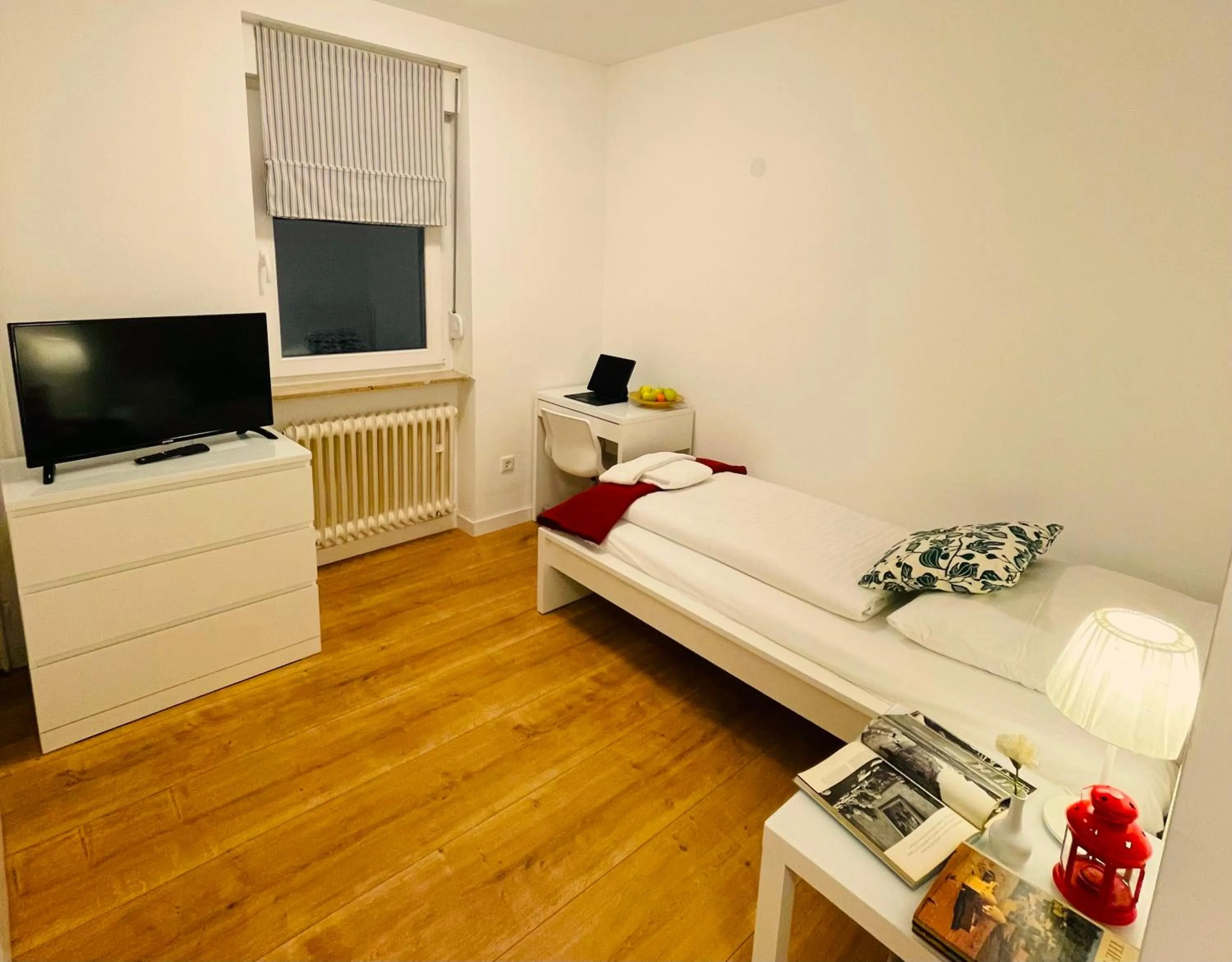 Bedroom, Bed in Hotel Moguntia