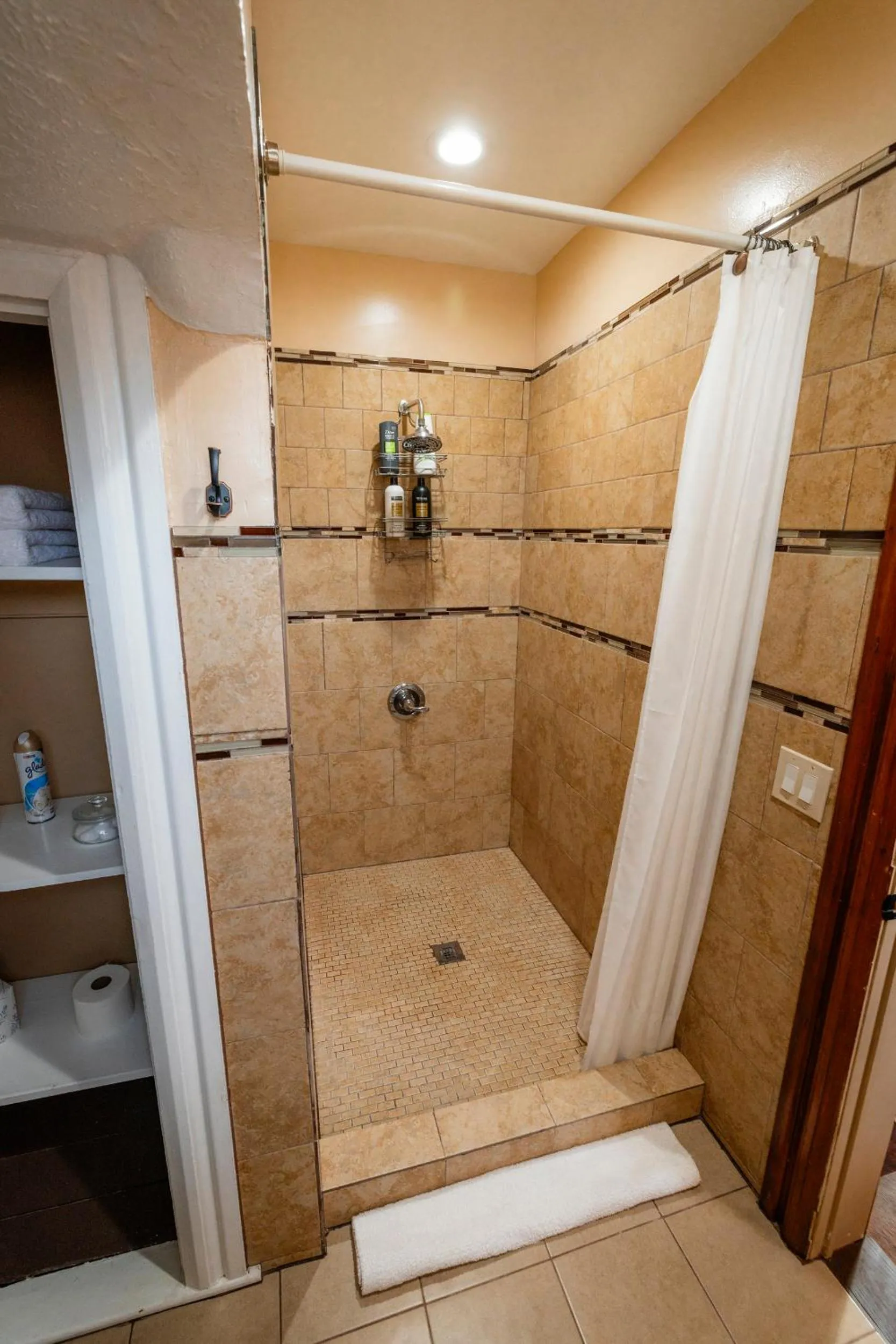 Gifford-Risley House Bed and Breakfast