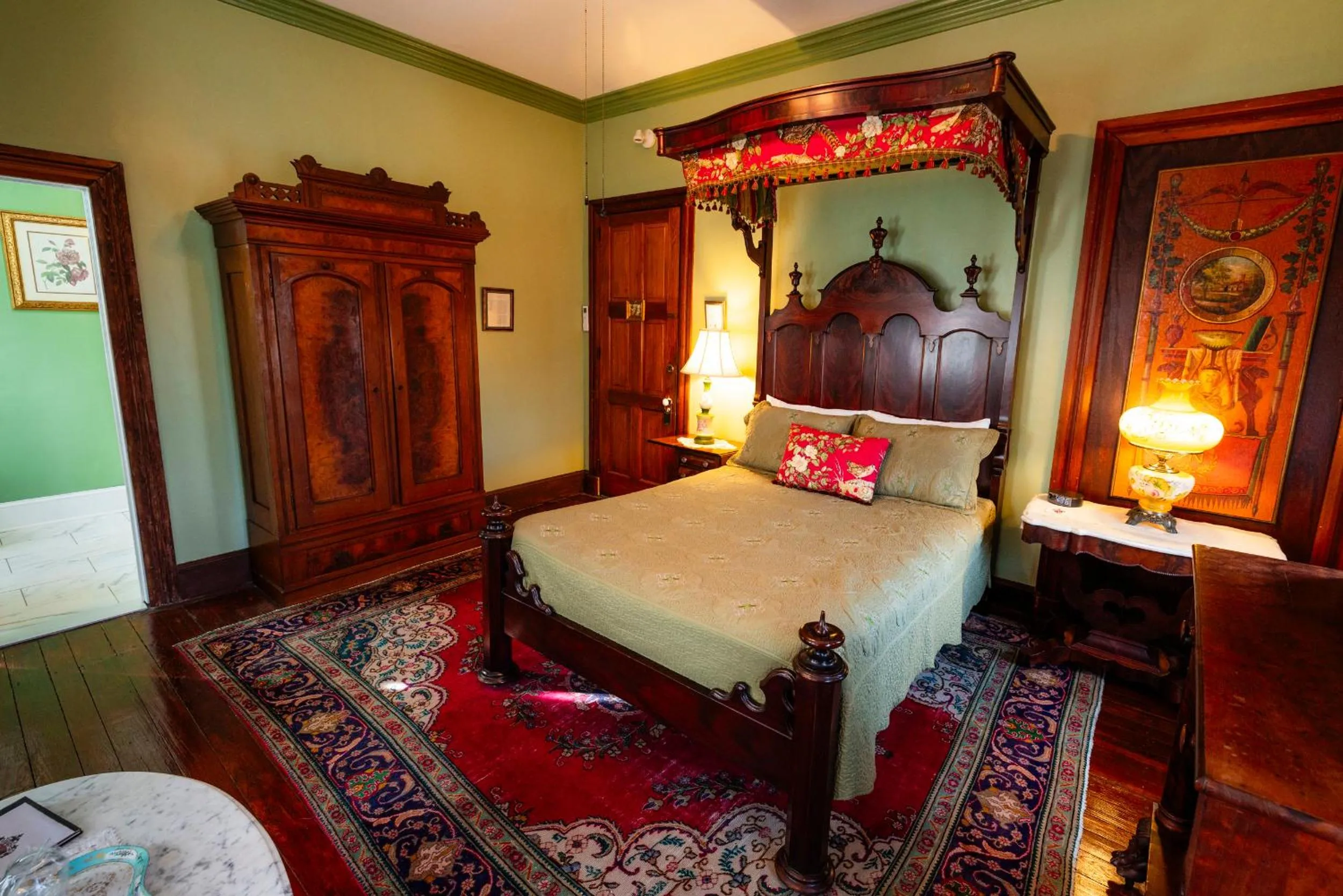 Bed in Gifford-Risley House Bed and Breakfast