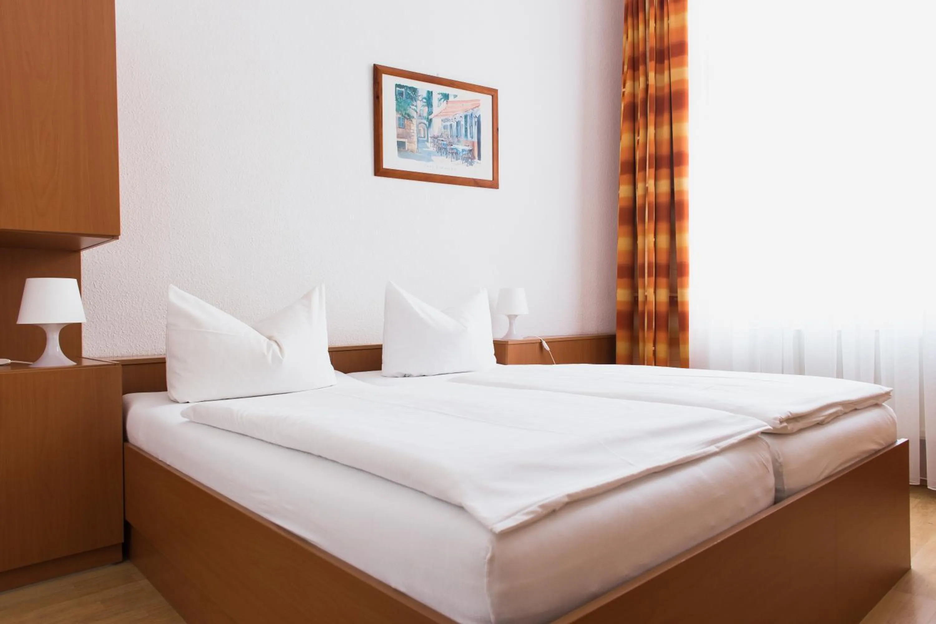 Photo of the whole room, Bed in Altwernigeröder Apparthotel