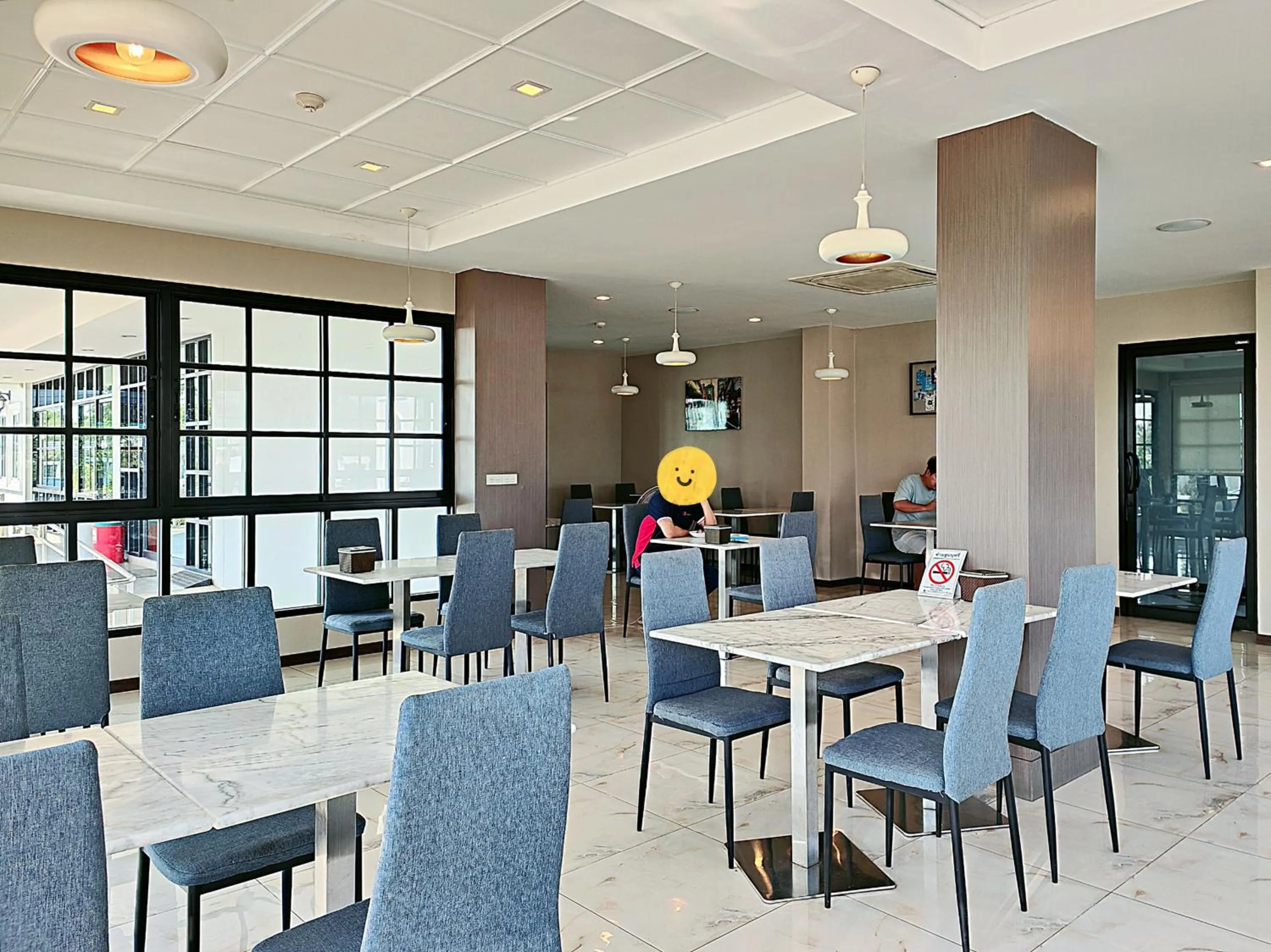 Restaurant/places to eat in โคโค่ โฮเทล KOCO Hotel