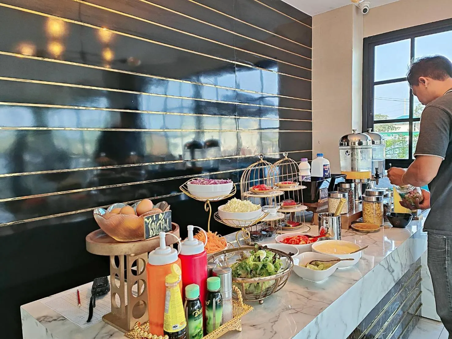 Restaurant/places to eat in โคโค่ โฮเทล KOCO Hotel